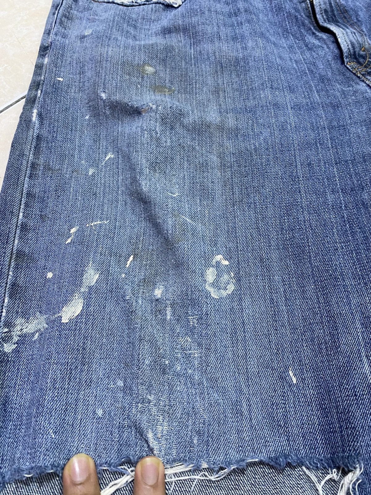 Levi's × Levi's Vintage Clothing × Vintage Vintage Levi's Single R 559 Distressed Painted Jeans Size US 36 / EU 52 - 7 Thumbnail