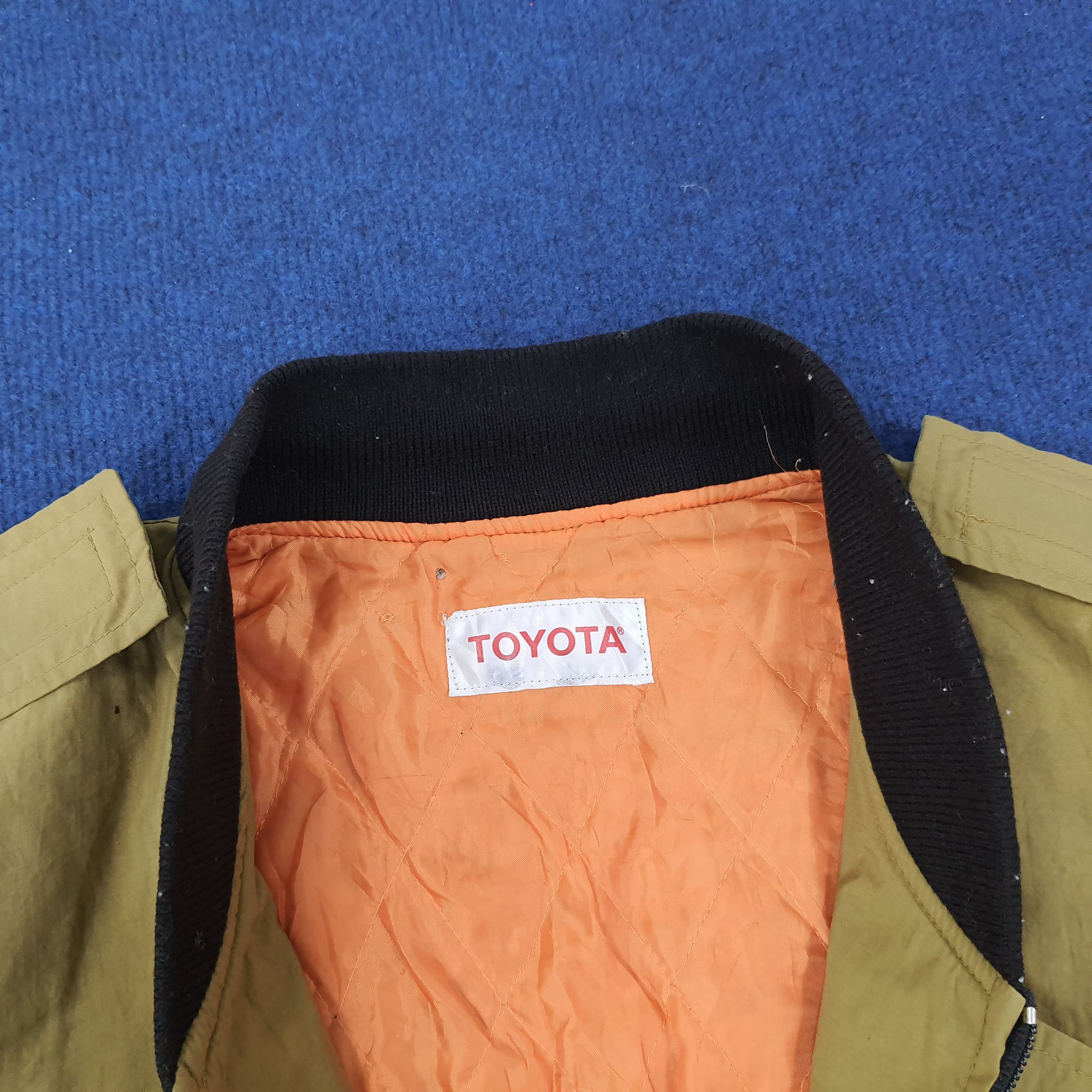Other Vintage TOYOTA Japan Motorsports Bomber Jacket C238N11 Size US M / EU 48-50 / 2 - 5 Thumbnail