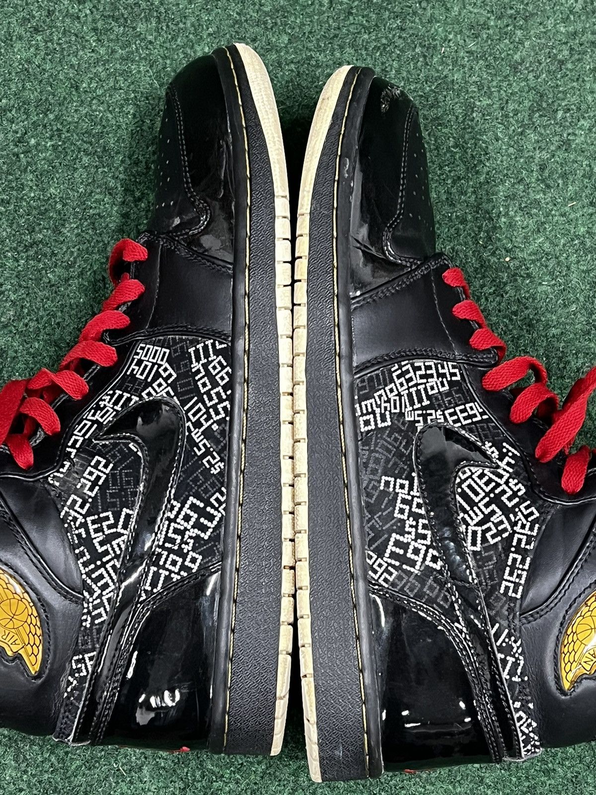 Jordan Brand RARE Vintage 2009 Air Jordan 1 Hall Of Fame Size US 10.5 / EU 43-44 - 11 Thumbnail