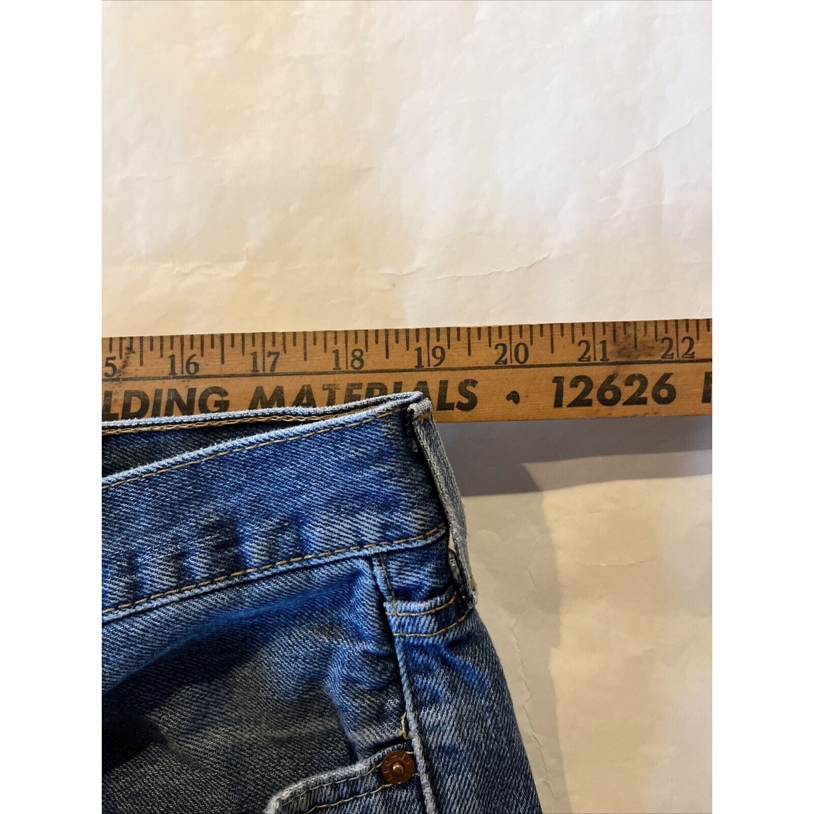 Levi's Levi’s 550 Mens 38x29 Relaxed Denim Jeans Blue Distressed Size US 38 / EU 54 - 3 Thumbnail