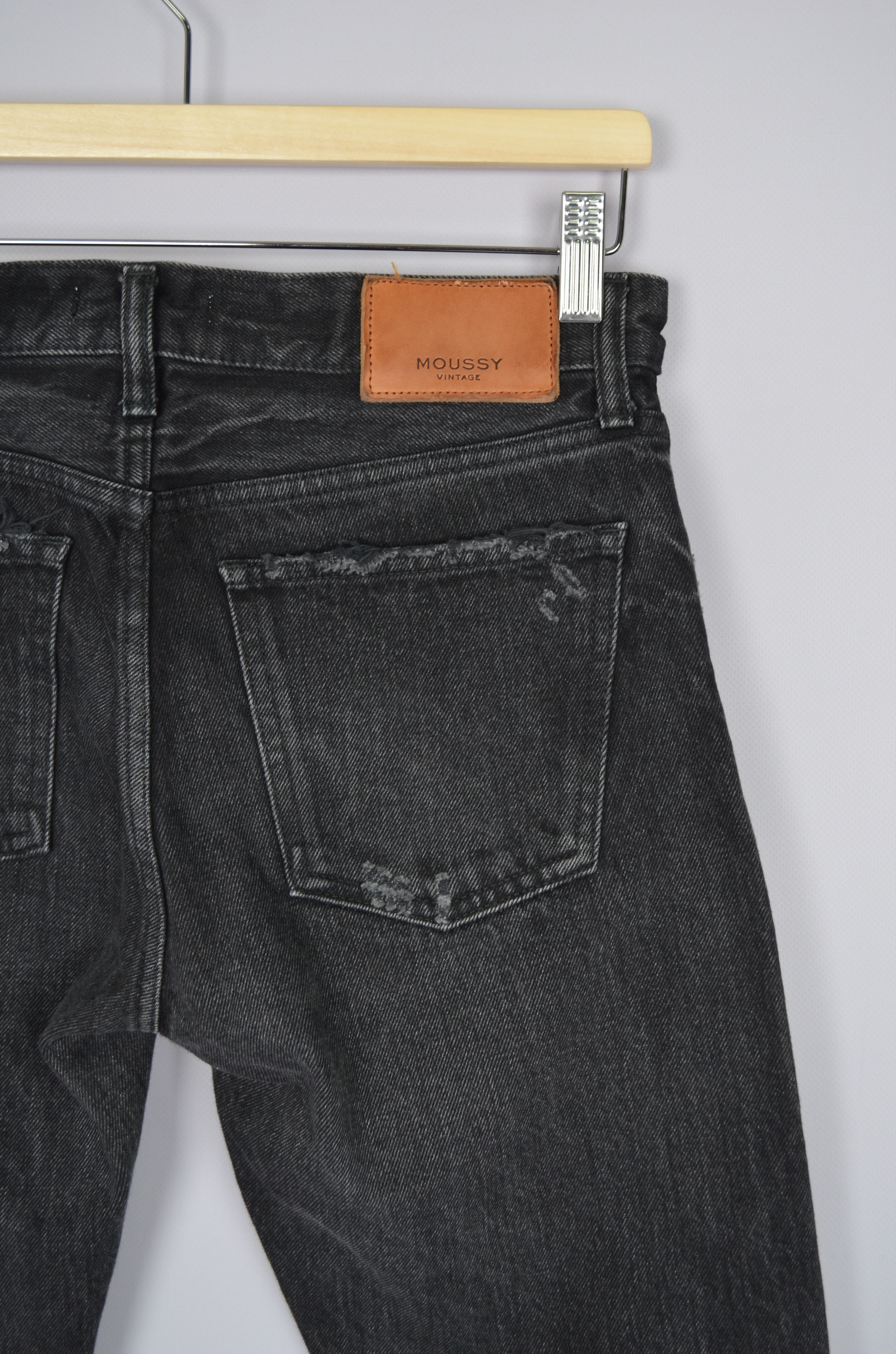 Designer × MOUSSY MOUSSY VINTAGE Staley Tapered Ankle Jeans Black Size 26 $350 Size 26" / US 2 / IT 38 - 11 Thumbnail