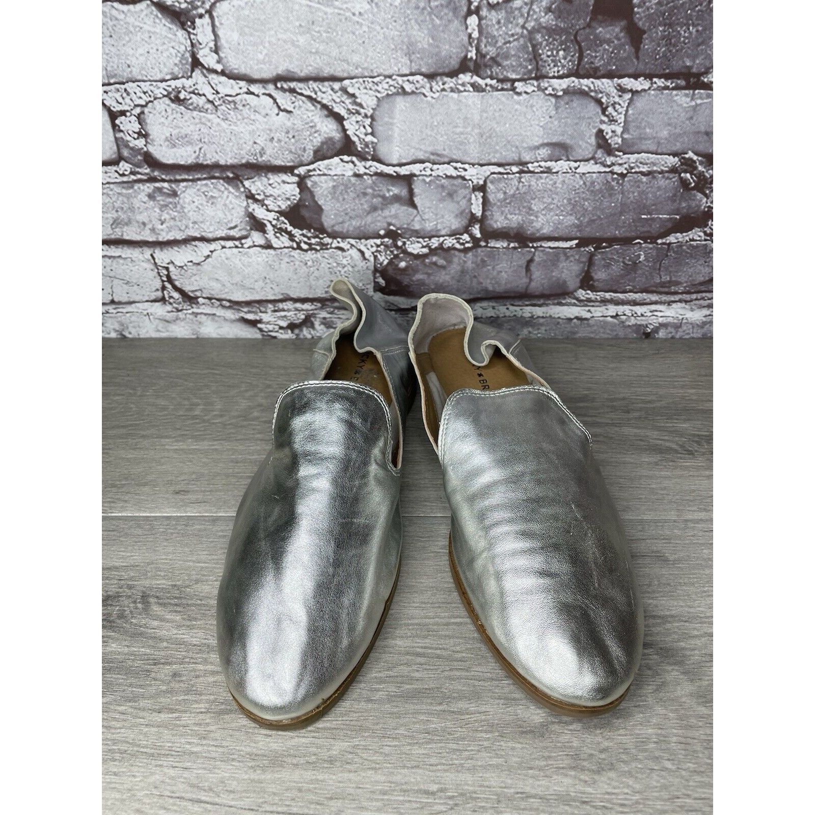 Lucky Brand Lucky Brand Metallic Silver Leather Slip On Loafers Flats Sh Size US 11 / IT 41 - 17 Thumbnail