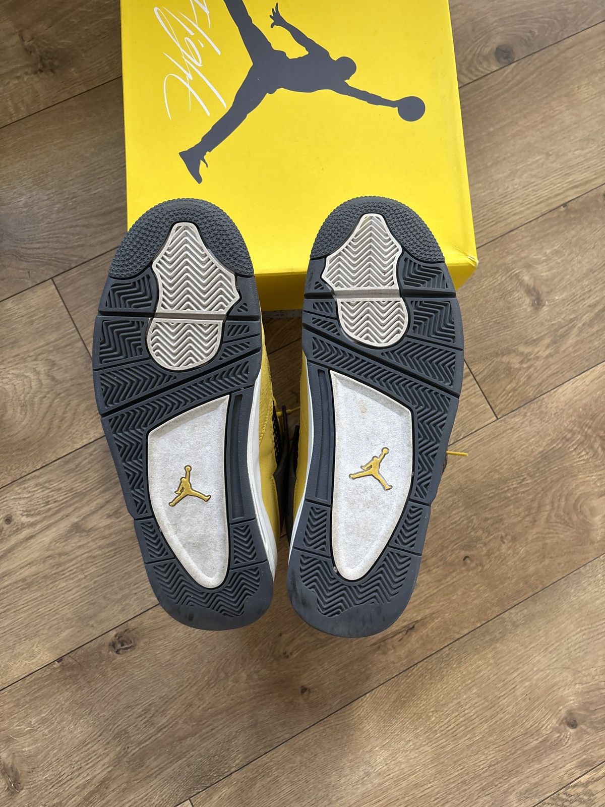 Jordan Brand Jordan 4 Lightnings Size US 10 / EU 43 - 5 Thumbnail