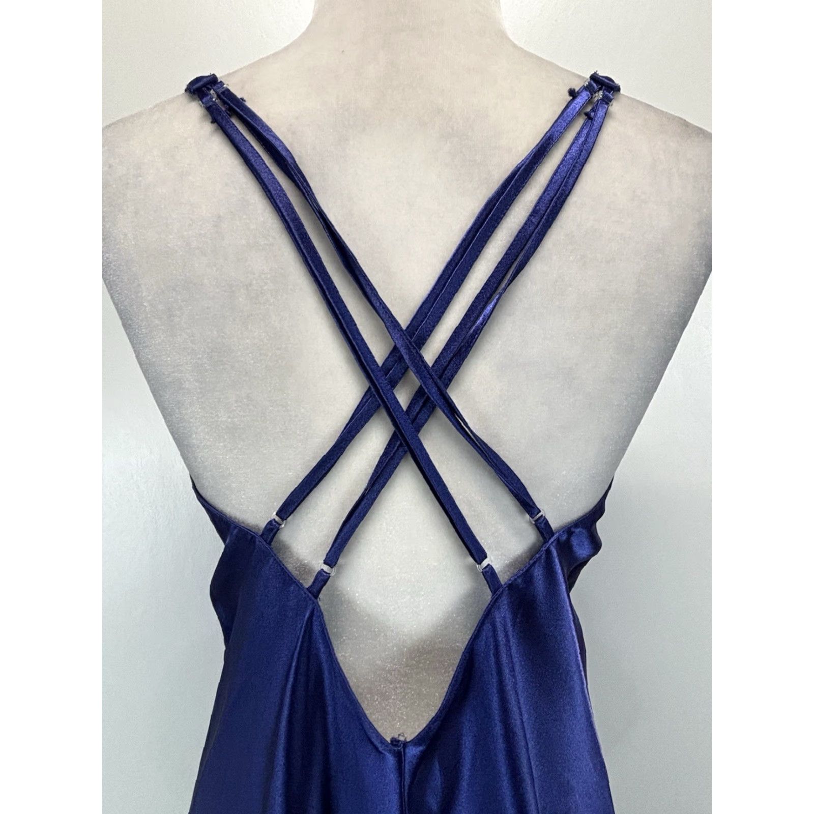 Vintage Frederick's of Hollywood Blue Satin Nightgown Slip Dress Sz Medium Women Open Back Dress Size M / US 6-8 / IT 42-44 - 6 Thumbnail