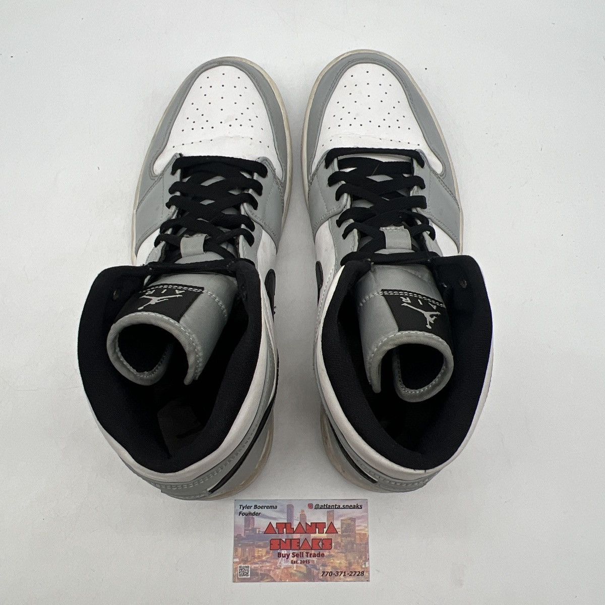 Nike Air Jordan 1 mid smoke grey Size US 11 / EU 44 - 6 Thumbnail