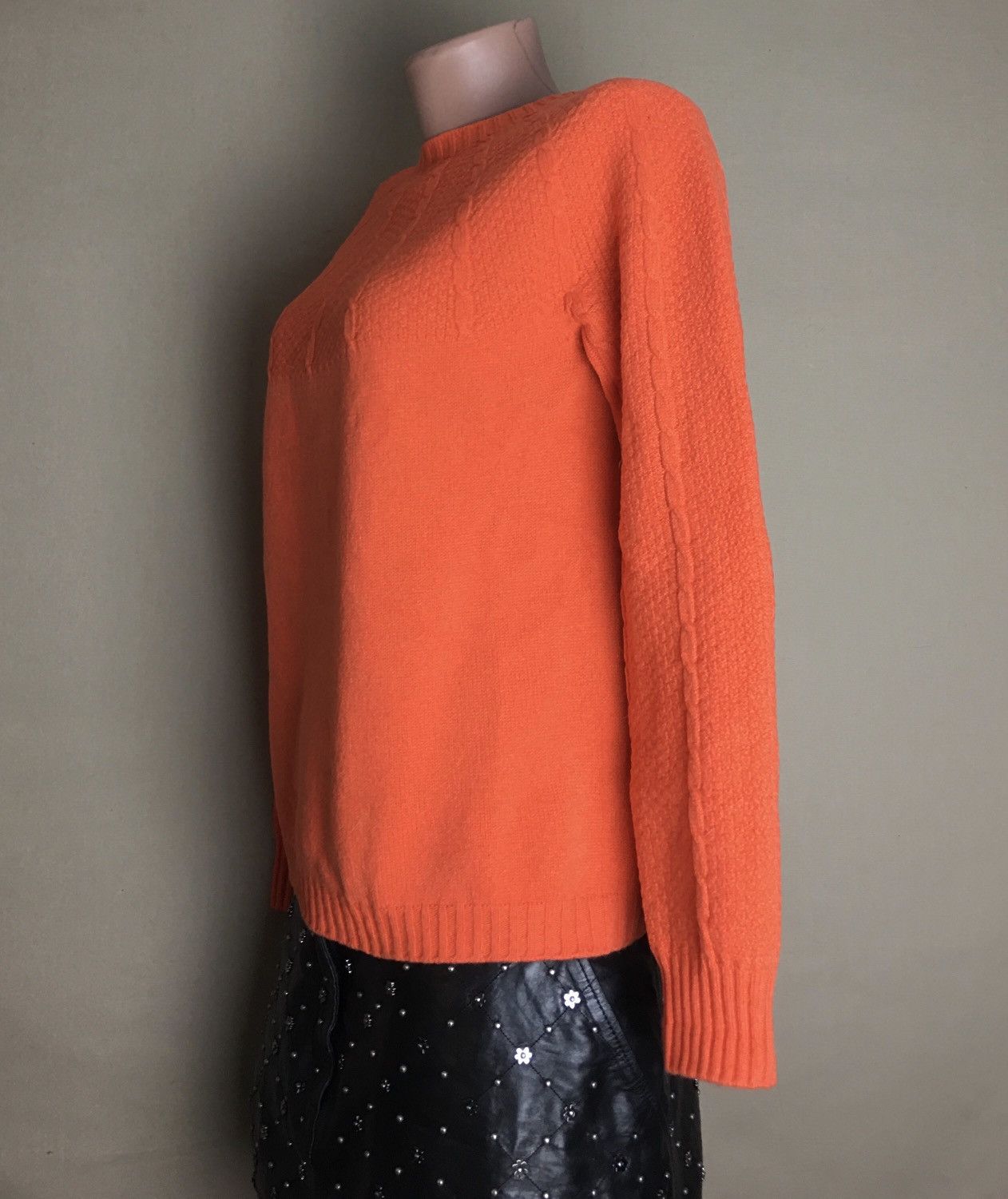 Harley of Scotland Harley of Scotland Orange Cable Yoke Dorothy Sweater Size M Size M / US 6-8 / IT 42-44 - 3 Thumbnail