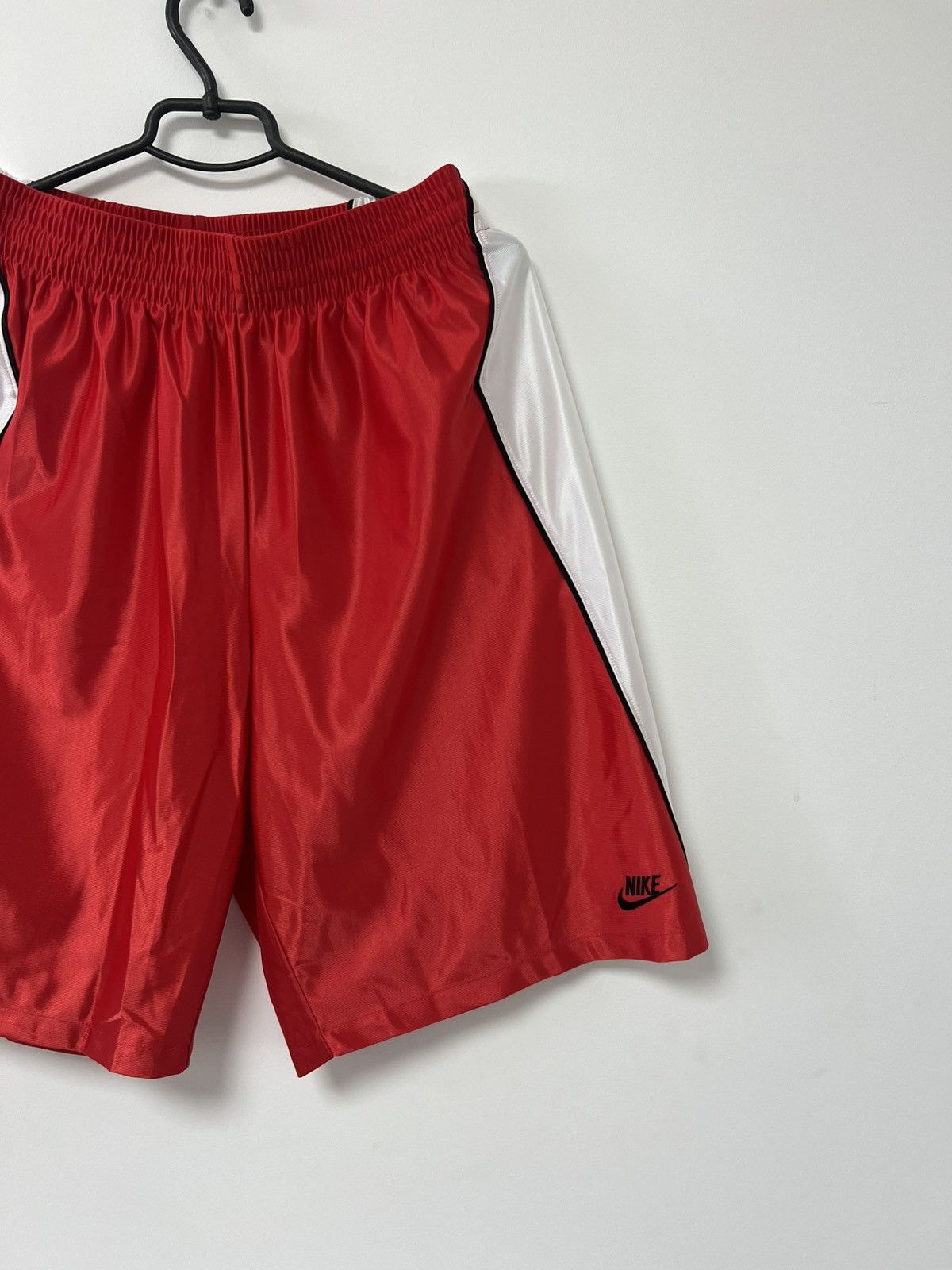 Nike × Vintage Vintage Nike Basketball Shorts Y2K Rare Hype NBA Mens sz M Size US 32 / EU 48 - 3 Thumbnail