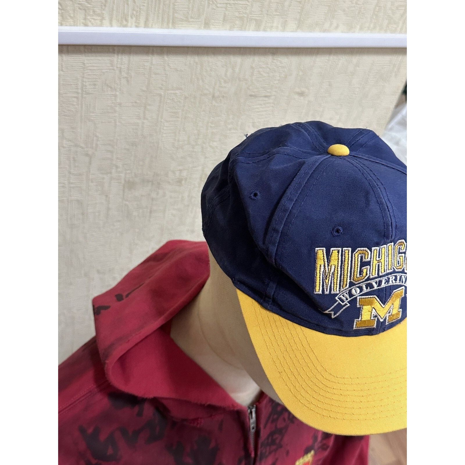 Vintage Vintage 90’s Michigan Wolverines American Football Cap Korea Size ONE SIZE - 2 Thumbnail