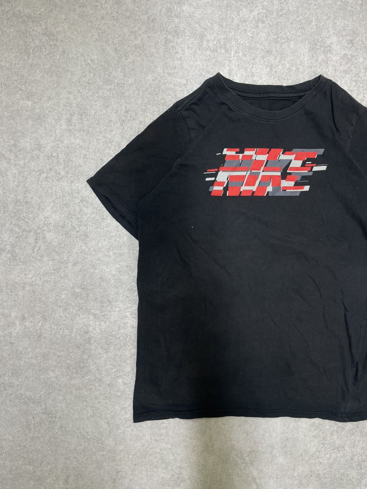 Nike Nike Tee: Fire Drip, Must-Cop Streetwear Grail.Streetwear Size US M / EU 48-50 / 2 - 2 Thumbnail