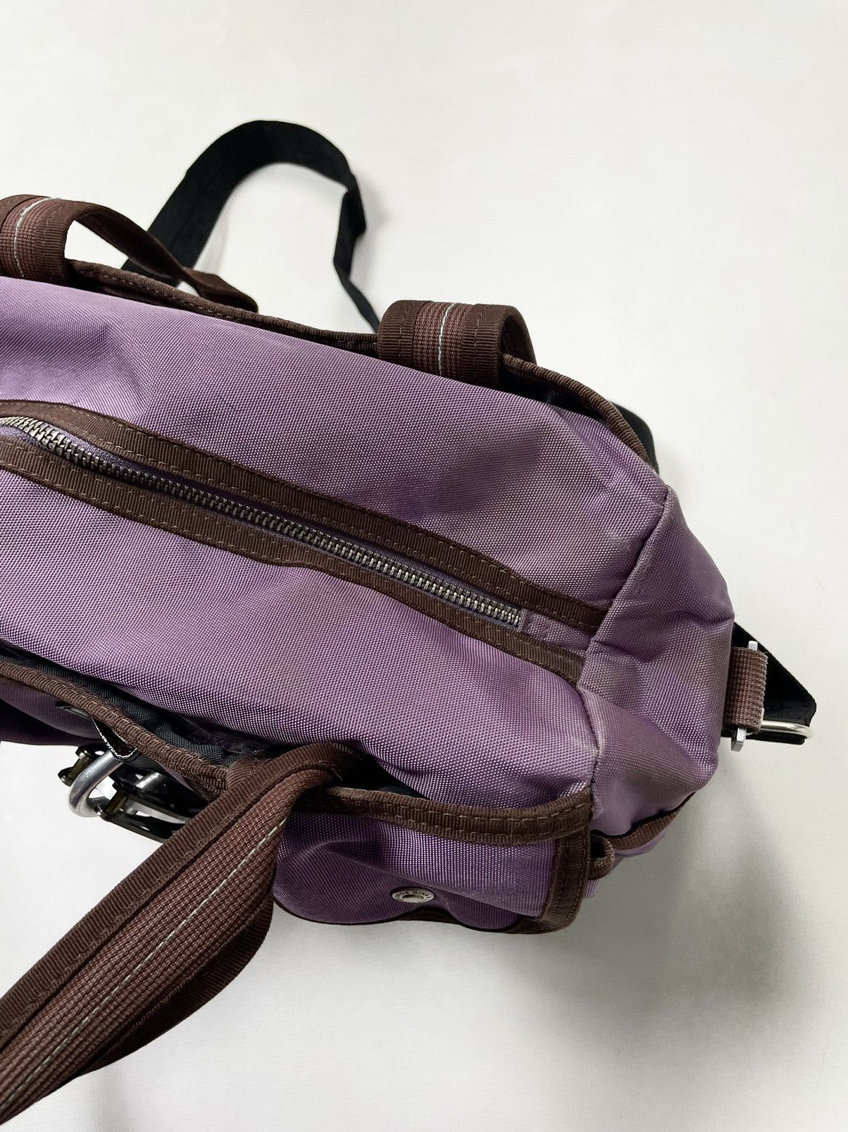Japanese Brand George Gina & Lucy Six Pack Vintage Purple Carabiner Bag GGL Size ONE SIZE - 7 Thumbnail