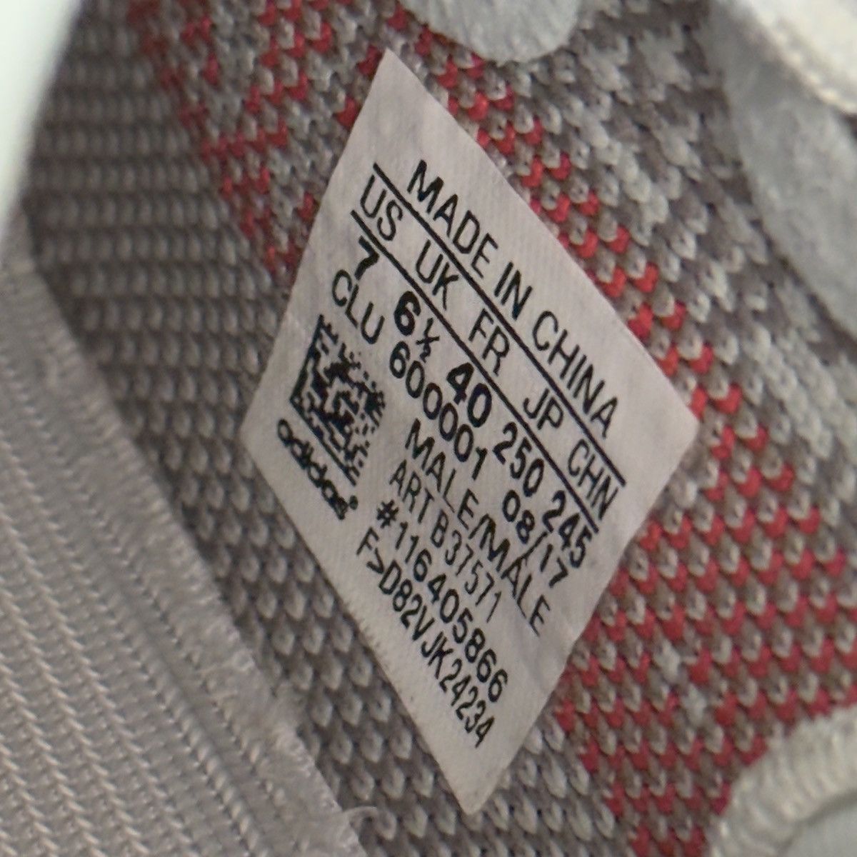 Yeezy Yeezy 350s V2 ( Blue Tint ) Size US 7 / EU 40 - 8 Thumbnail