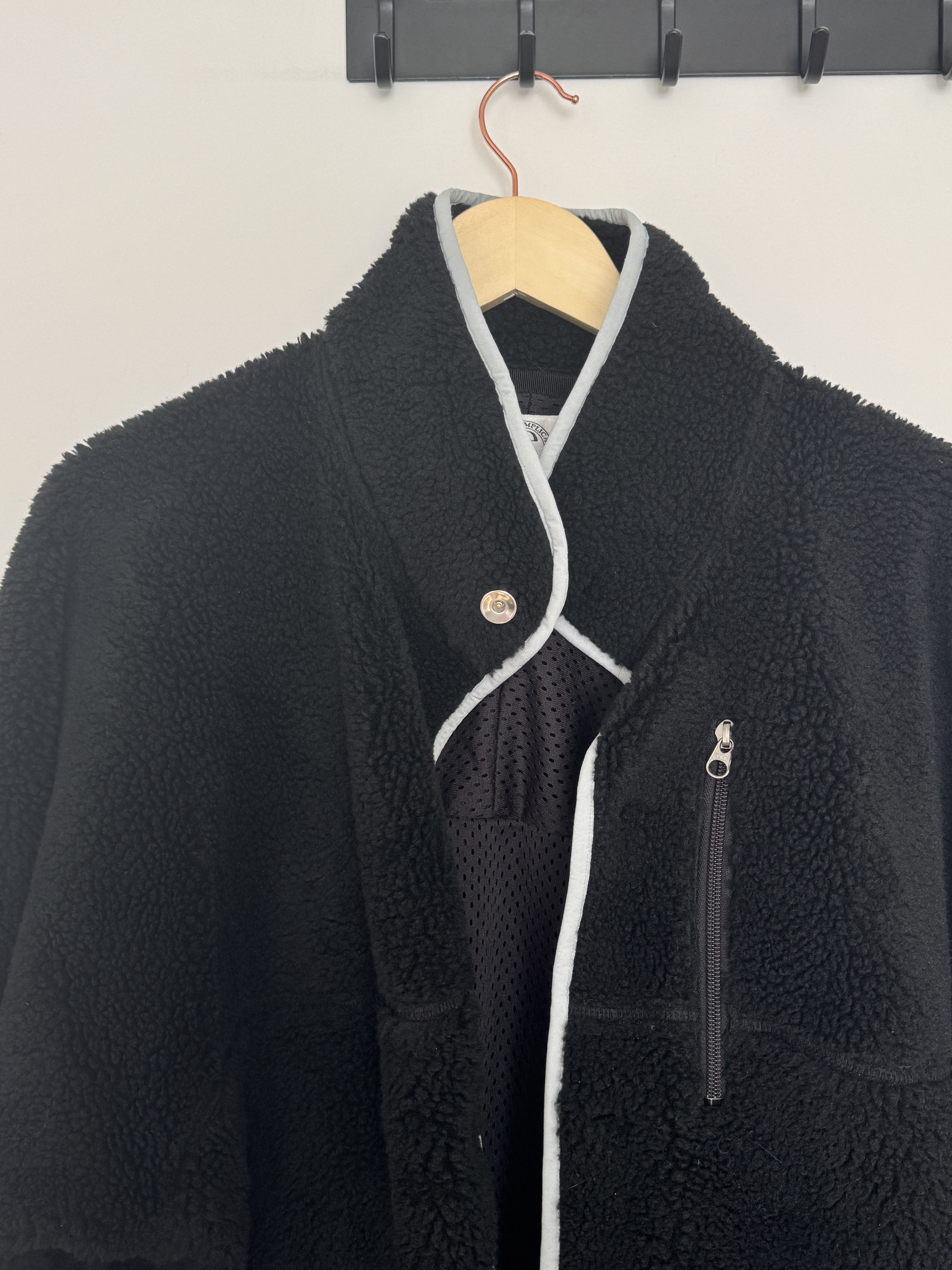 Japanese Brand SIMPLYCOMPLICATED C-ALL FLEECE JACKET BLACK Size US L / EU 52-54 / 3 - 8 Thumbnail