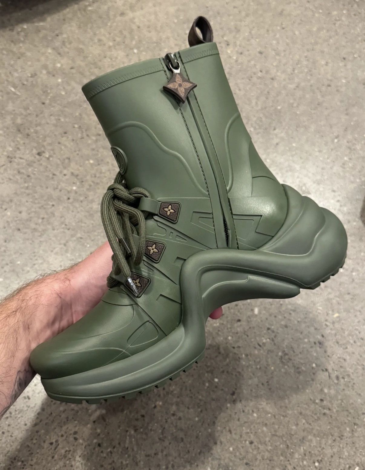 Louis Vuitton Louis Vuitton Archlight Rain Boot Green Size US 7 / IT 37 - 3 Thumbnail
