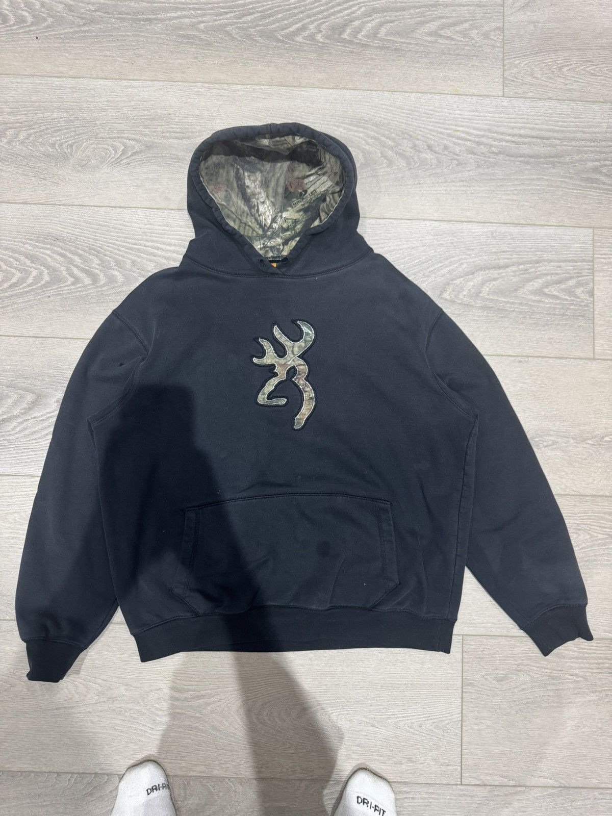Designer × Vintage Vintage Black and Camo Browning Baggy Hoodie Size US L / EU 52-54 / 3 - 1 Thumbnail