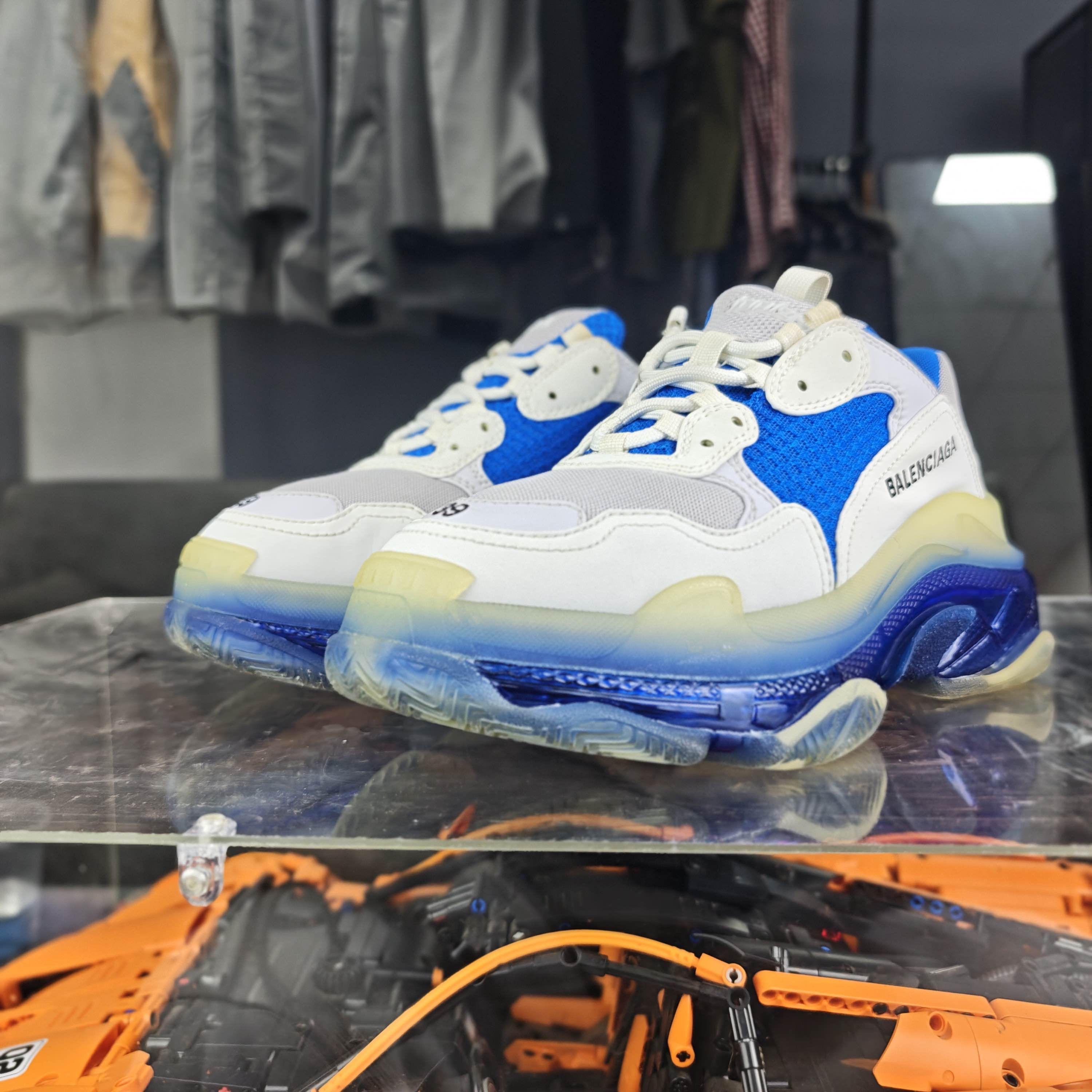 Balenciaga Balenciaga Triple S White Blue Sneakers Size 6 Size US 6 / EU 39 - 1 Thumbnail