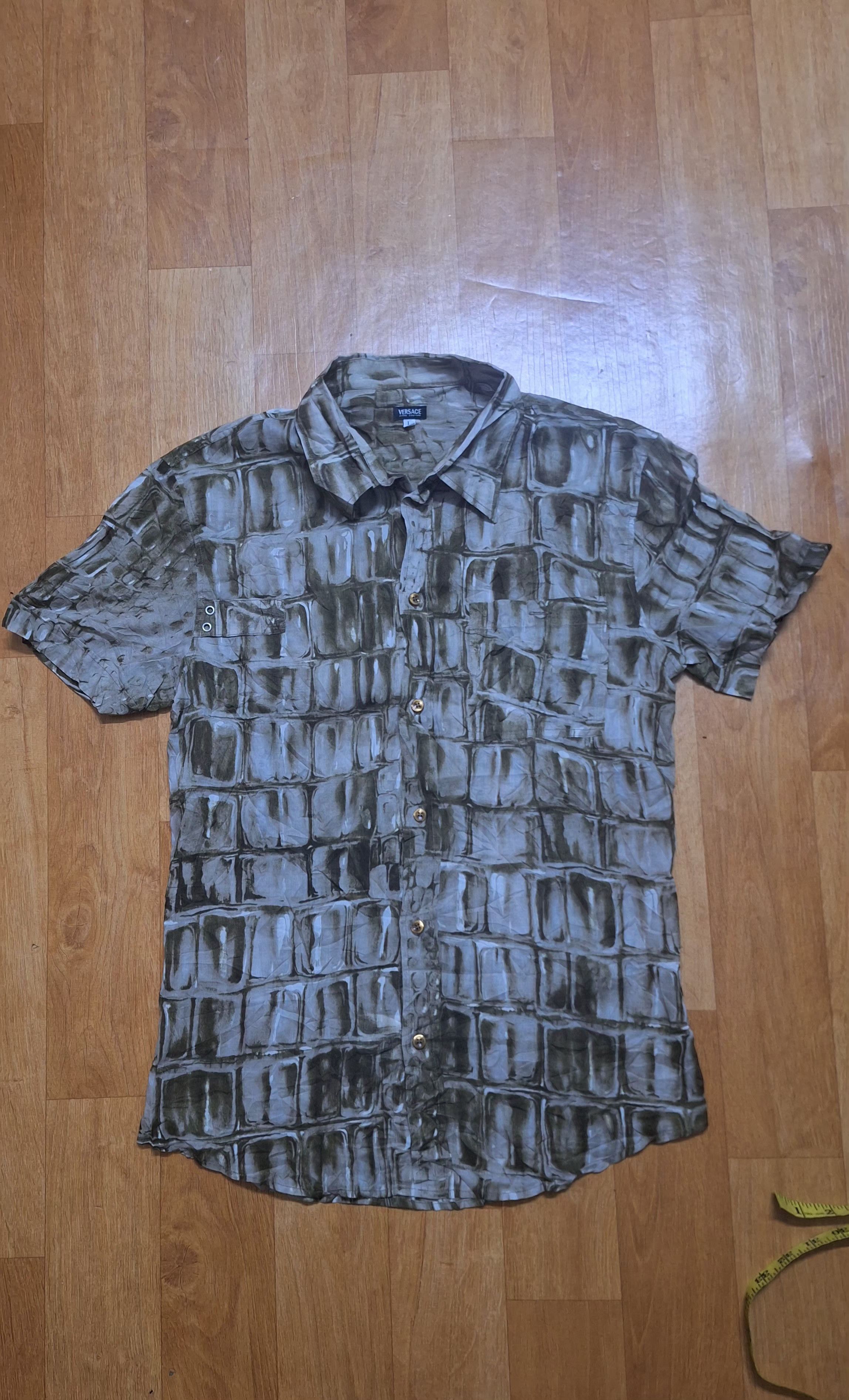 Kith × Versace Vintage Versace shirt button ups Crocodile Skin design Size US L / EU 52-54 / 3 - 1 Thumbnail