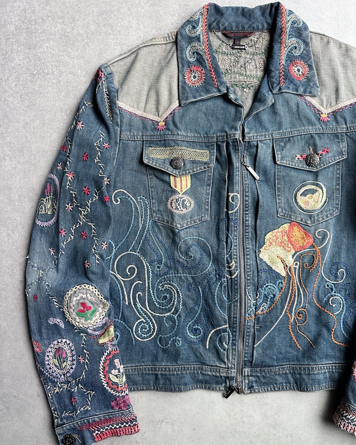 Roberto Cavalli Fw2000 Roberto Cavalli “Love is enough” Embroiderey Denim Size US M / EU 48-50 / 2 - 5 Thumbnail