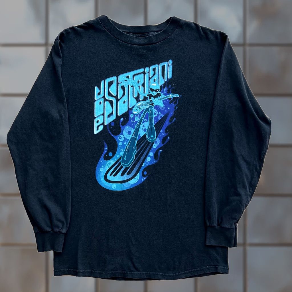 Vintage VINTAGE Joe Satriani Silver Surfer Shirt L 90s Rock Band Music Long Sleeve Graphic Size US L / EU 52-54 / 3 - 1 Thumbnail