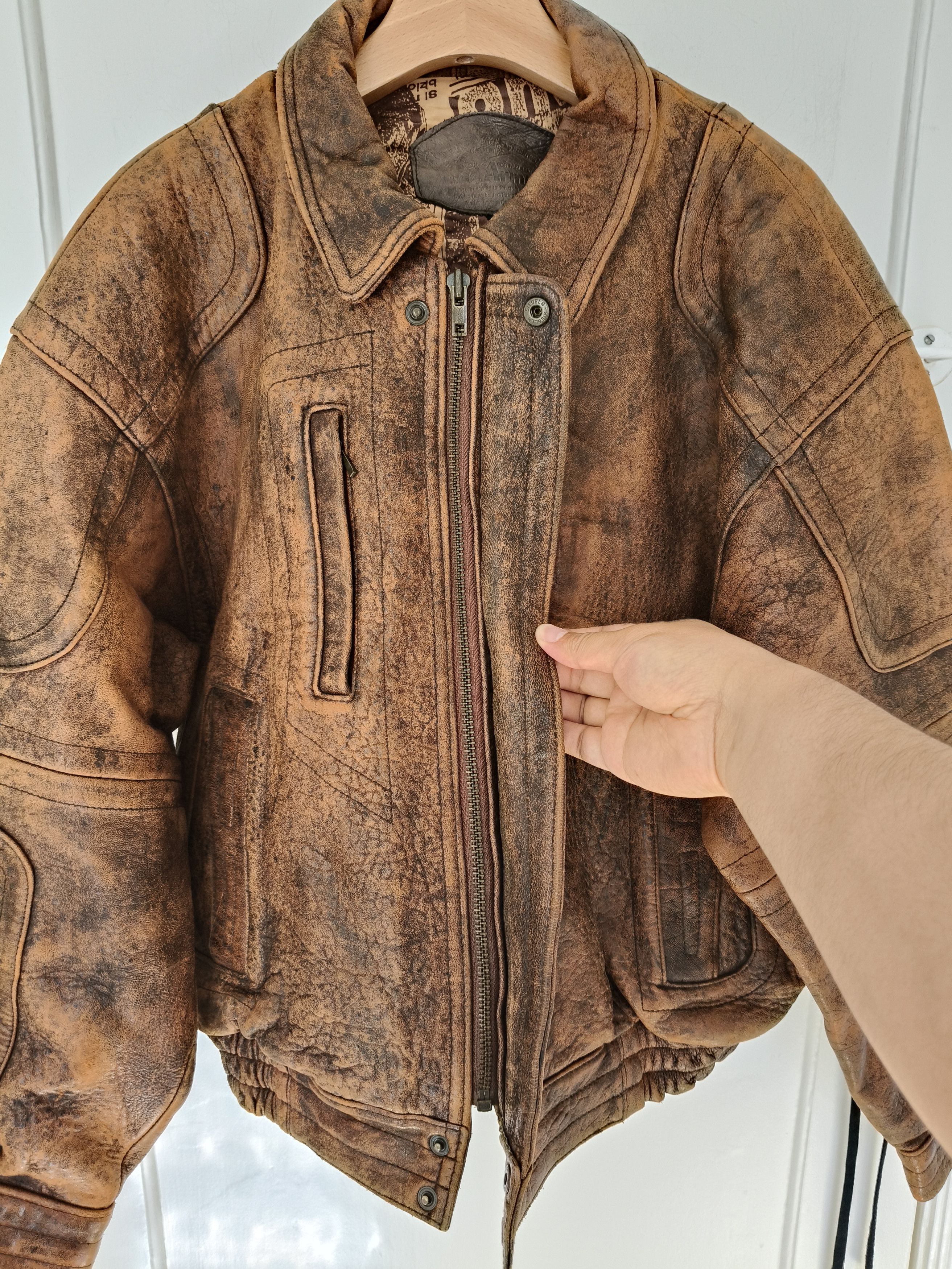 Japanese Brand Vintage Wind Armor Marilyn Monroe Bomber Leather Jacket Size US L / EU 52-54 / 3 - 3 Thumbnail