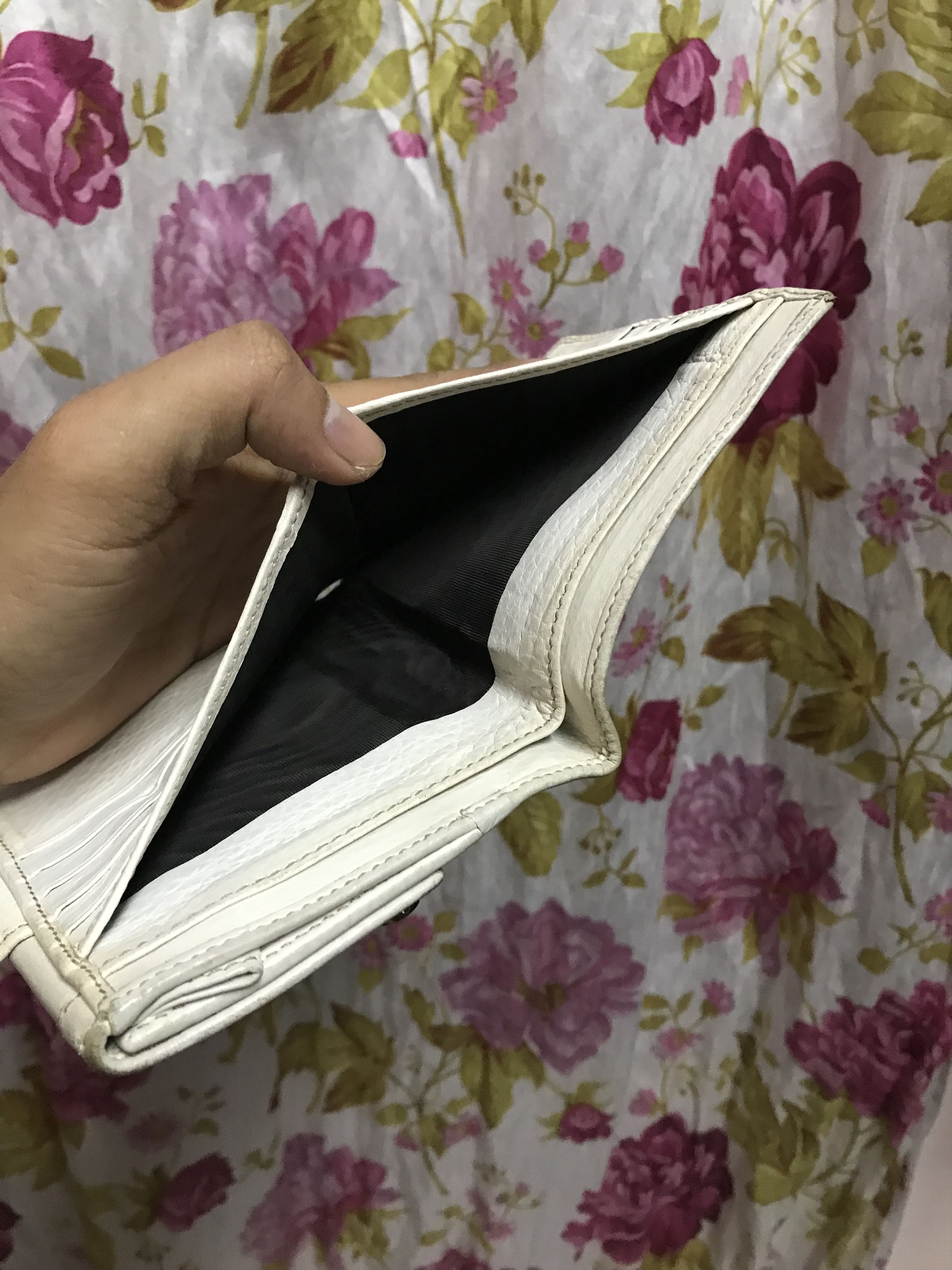 Gucci Authentic Gucci Wallet Vintage Size ONE SIZE - 6 Thumbnail