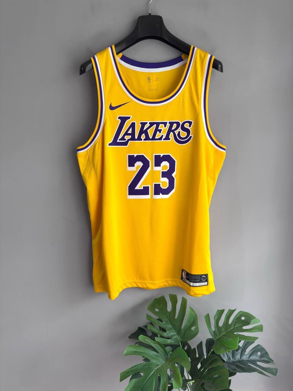 Nike Nike Los Angeles Lakers NBA Basketball Jersey #23 JAMES, XL Size US XL / EU 56 / 4 - 1 Thumbnail