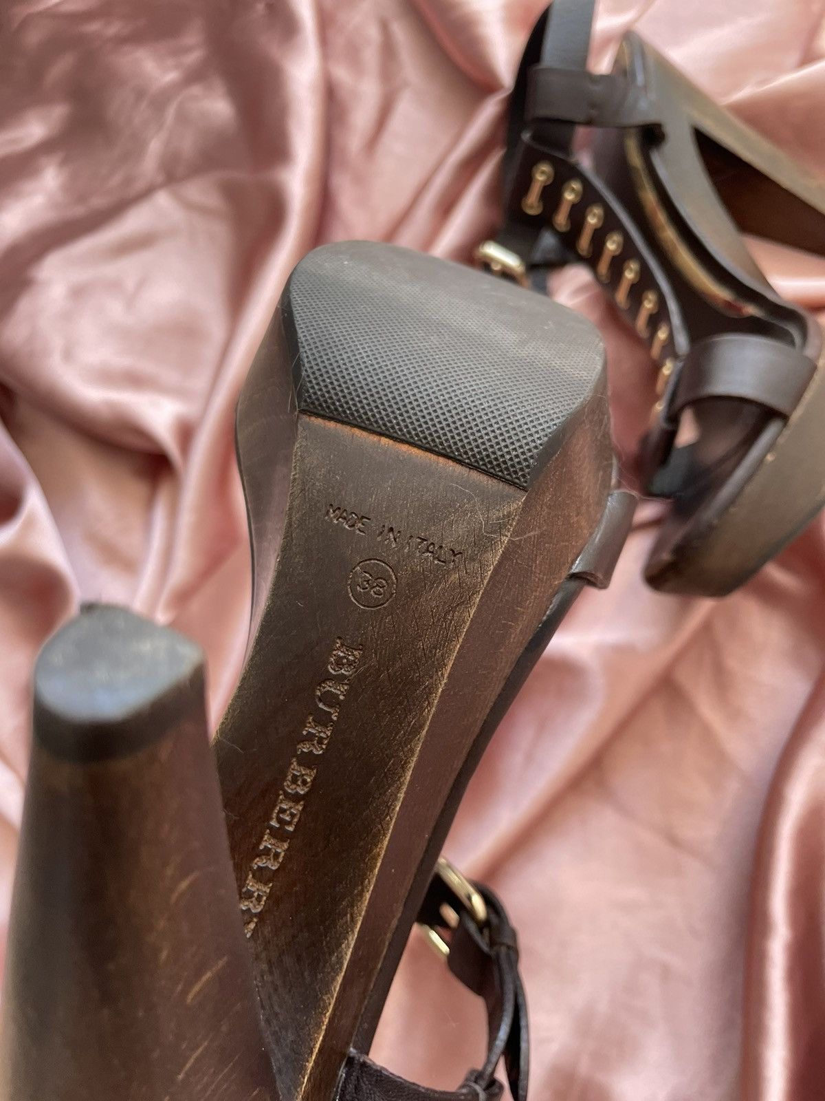 Burberry Burberry heels Size US 7.5 / IT 37.5 - 9 Thumbnail