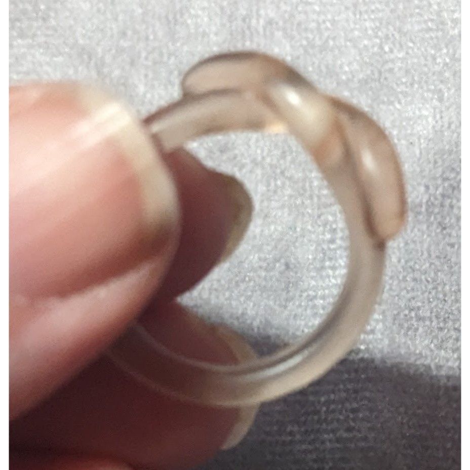 Other Translucent Tan Knotted Fashion Ring Size 6 1/2 Size ONE SIZE - 7 Thumbnail
