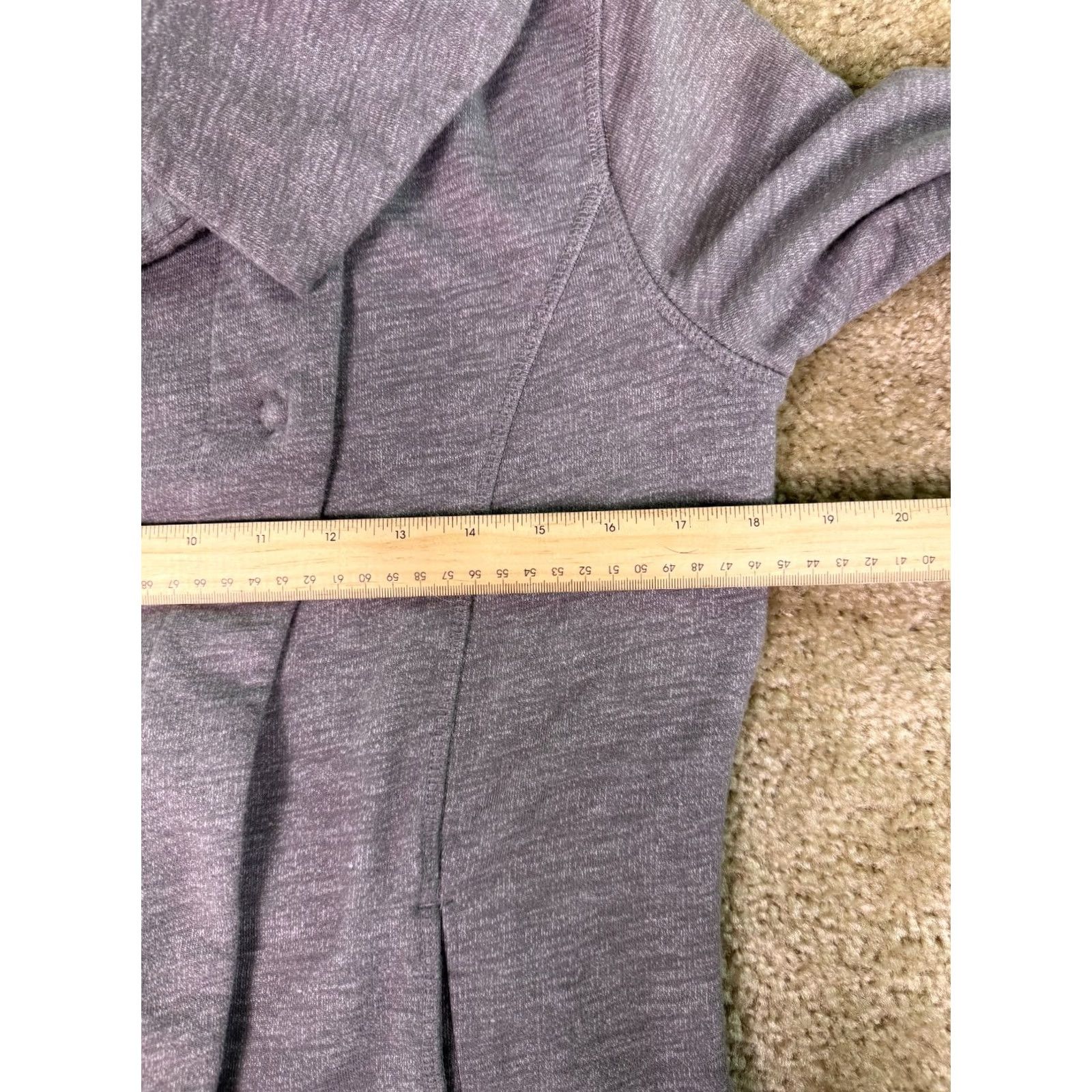 Eddie Bauer Eddie Bauer Women's Gray Long Sleeve Button Sweater Size S Size S / US 4 / IT 40 - 3 Thumbnail