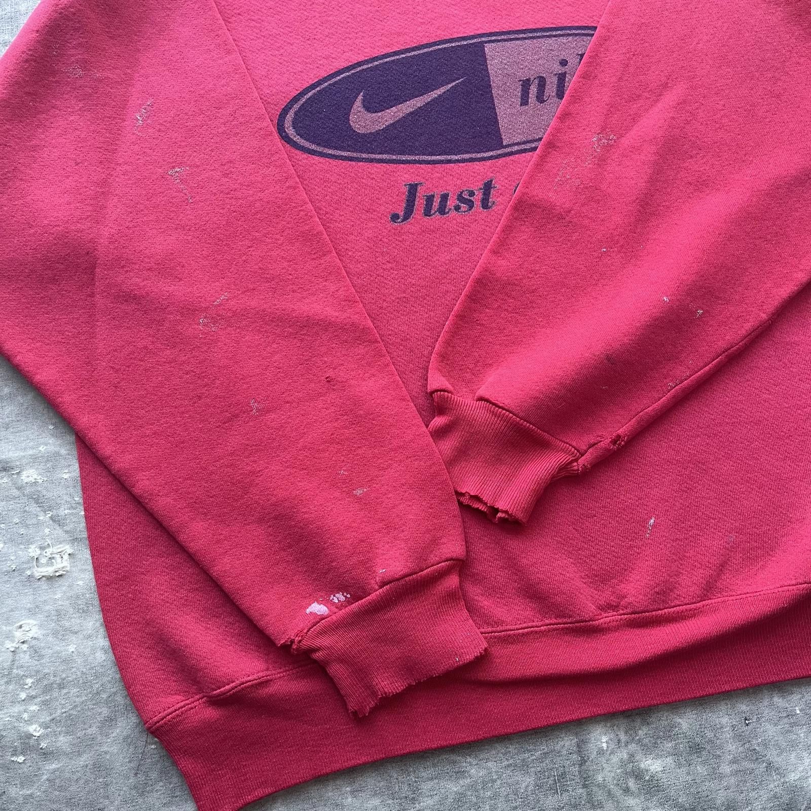 Nike × Vintage Vintage 90s Nike Distressed Faded Skater Grunge Sweatshirt Size US L / EU 52-54 / 3 - 4 Thumbnail