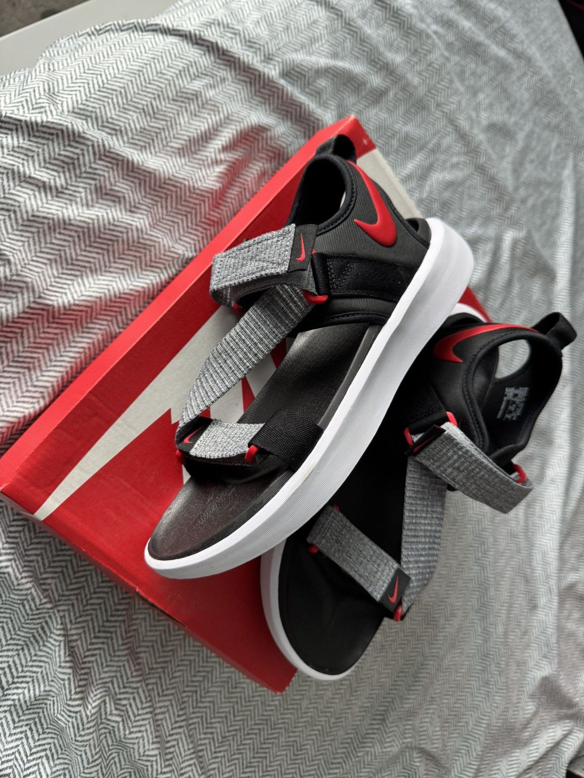 Nike ☀️ Nike Vista Sandal NA White/Black | Size 10 Size US 10 / EU 43 - 5 Thumbnail