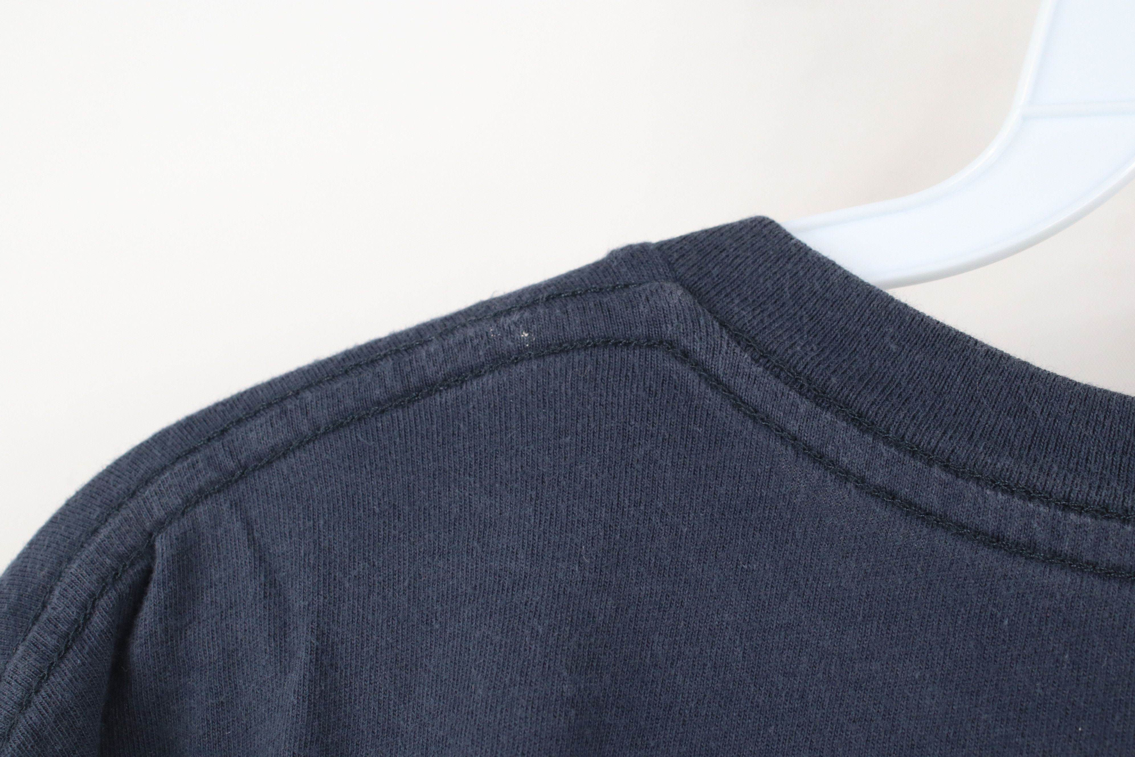 Oakley × Vintage Vintage Y2K Oakley O Logo Short Sleeve V-Neck T-Shirt Blue Size US M / EU 48-50 / 2 - 10 Thumbnail