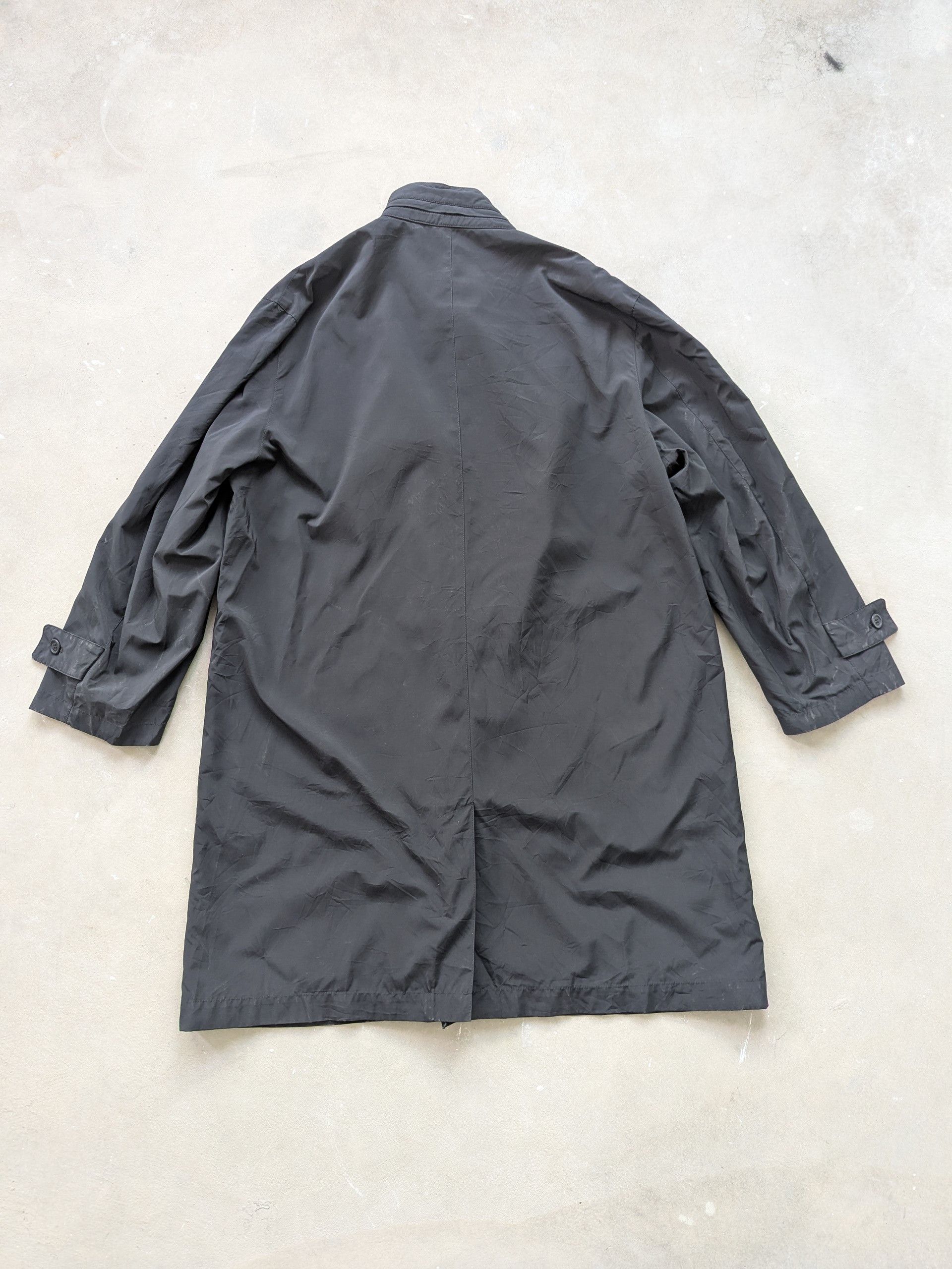 Aquascutum × Japanese Brand × Vintage Vintage 1990s Aquascutum Long Jacket Plain Black Size US L / EU 52-54 / 3 - 13 Thumbnail