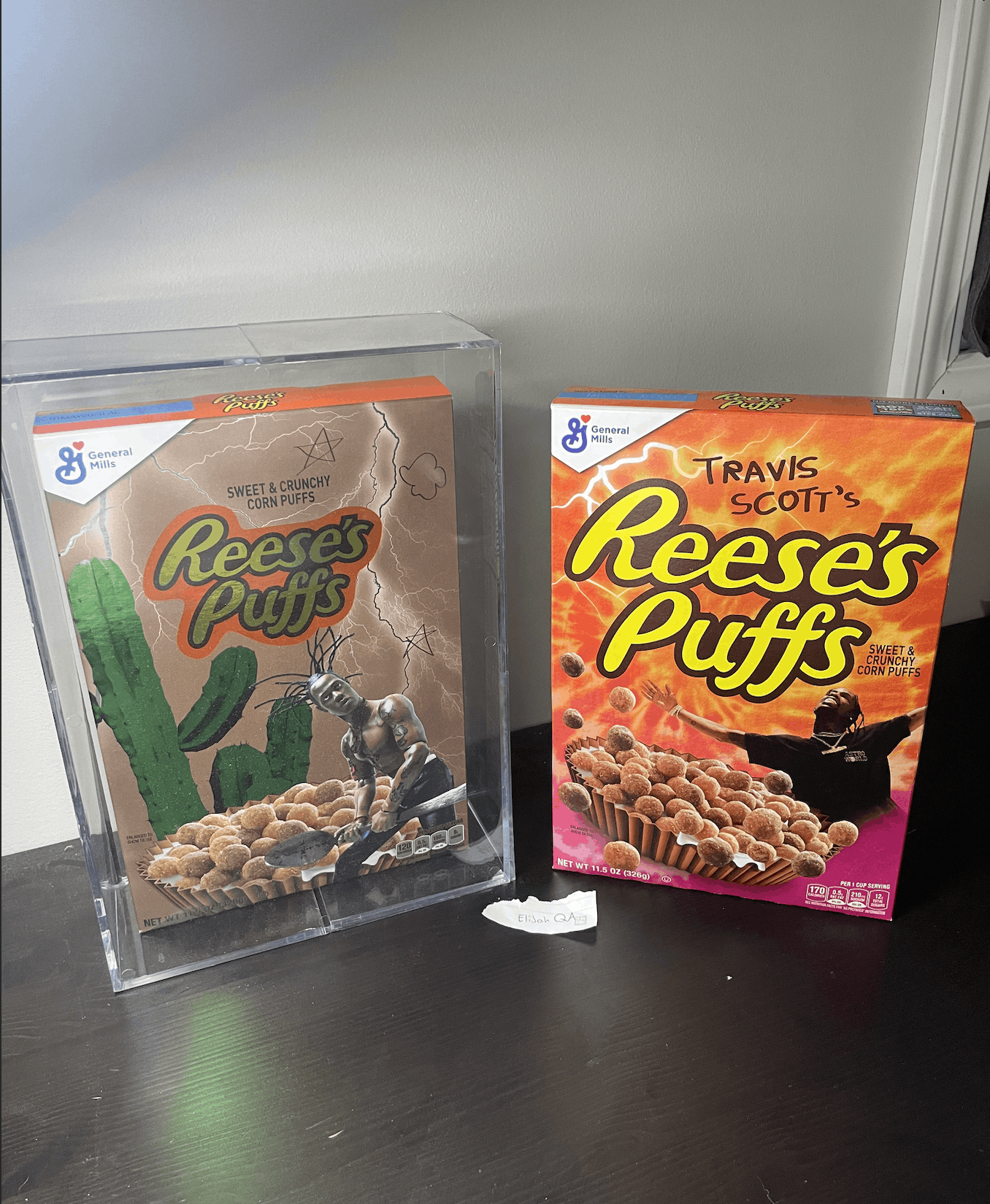 Travis Scott Travis Scott Limited Edition Reese's Puffs In Acrylic Case ...