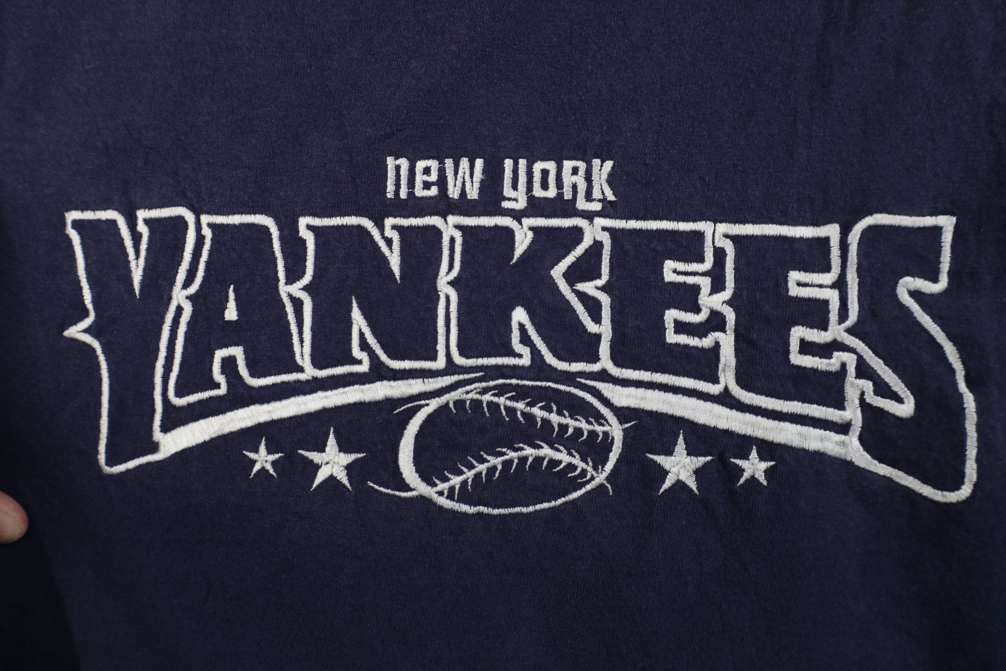 Vintage Vintage 90s New York Yankees Baseball T-Shirt Navy Blue Size US L / EU 52-54 / 3 - 4 Thumbnail