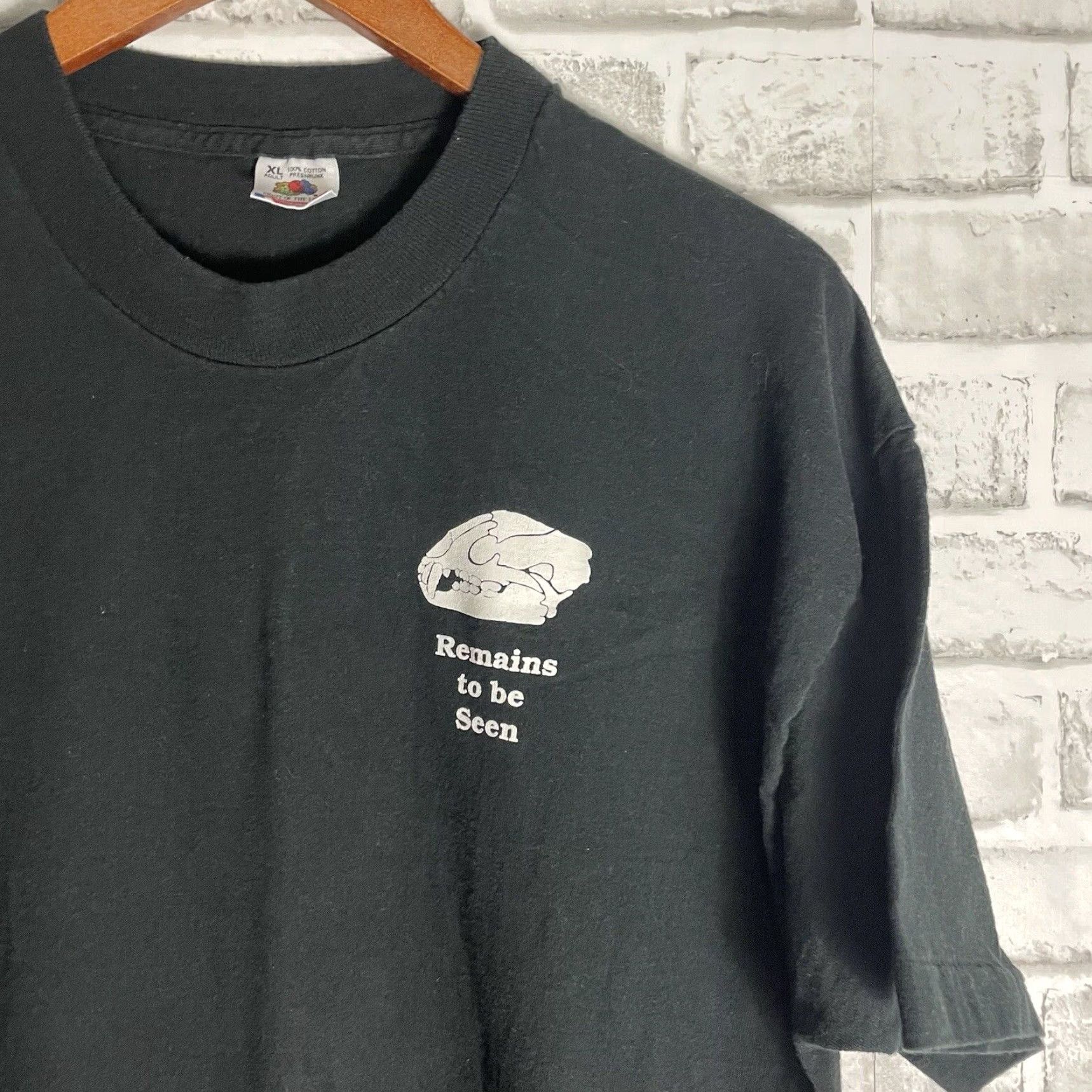 Fruit Of The Loom VINTAGE Fruit of the Loom Men's T-Shirt XL Black USA Graphic Tee 2000s Size US XL / EU 56 / 4 - 3 Thumbnail
