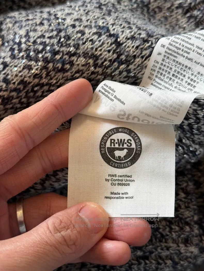 Acne Studios Acne Studios Men's Round Neck Heart Patterned Loose Wool M Size US S / EU 44-46 / 1 - 6 Thumbnail