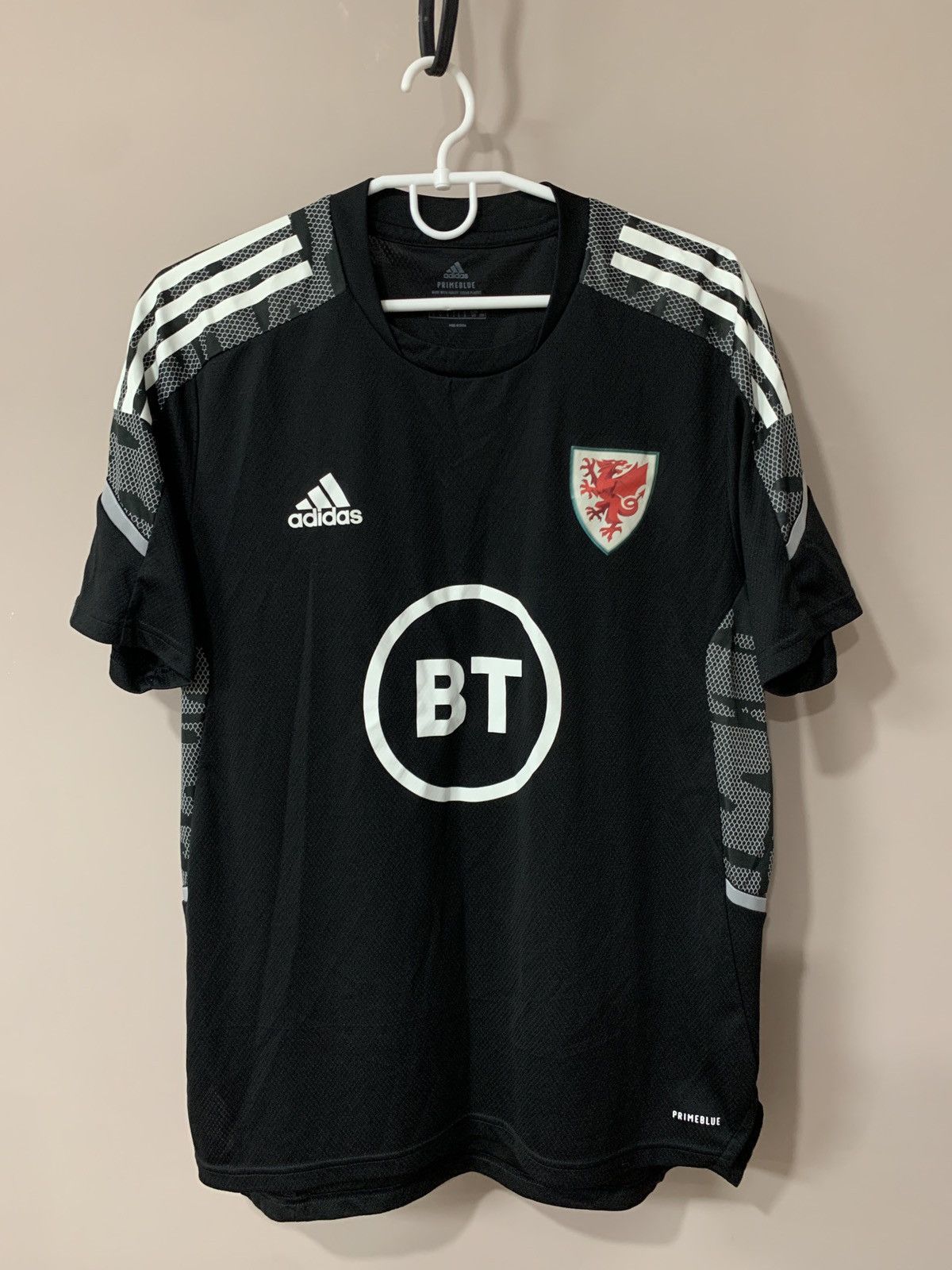 Adidas Wales 2021 Training Football Shirt Adidas Soccer Jersey L Size US L / EU 52-54 / 3 - 1 Thumbnail