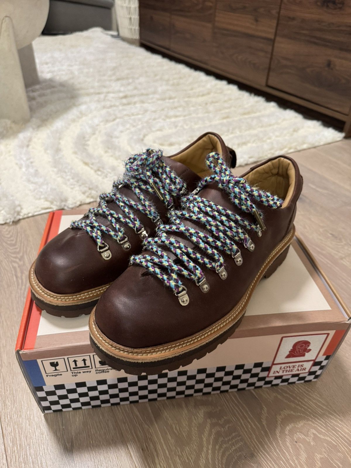 Pennon High Boots Low (derby)