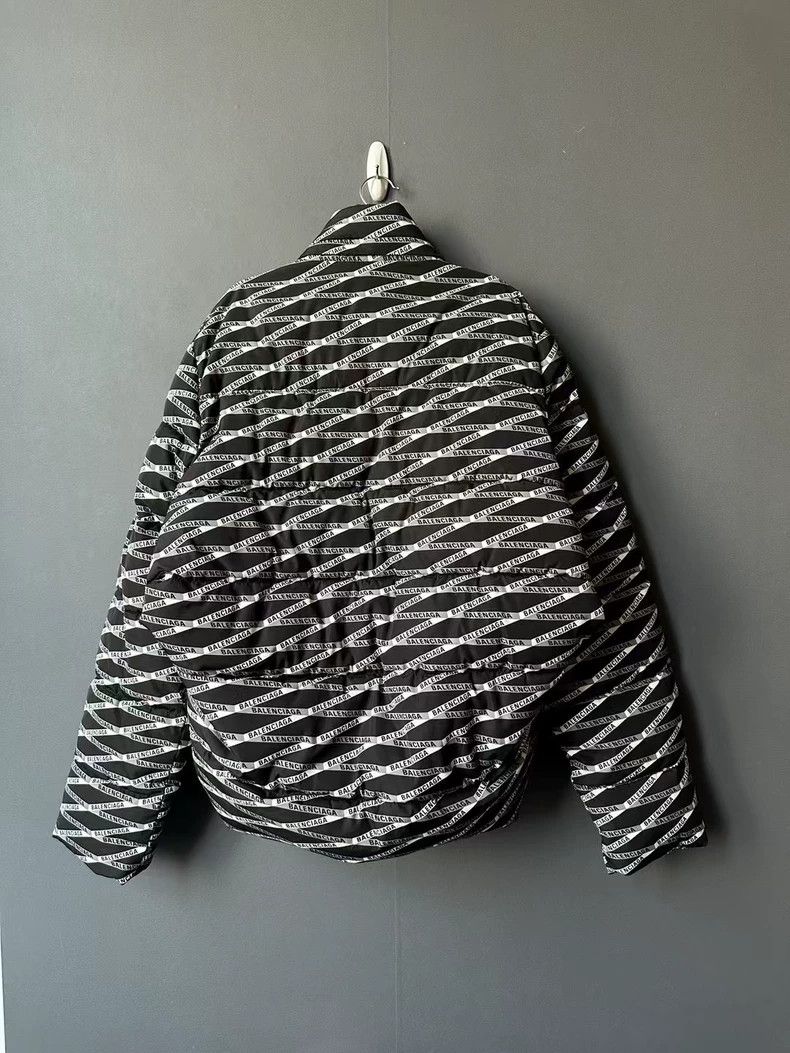 Balenciaga Balenciaga Bullet screen bread jacket 2501-Nextarrow Size US S / EU 44-46 / 1 - 2 Thumbnail
