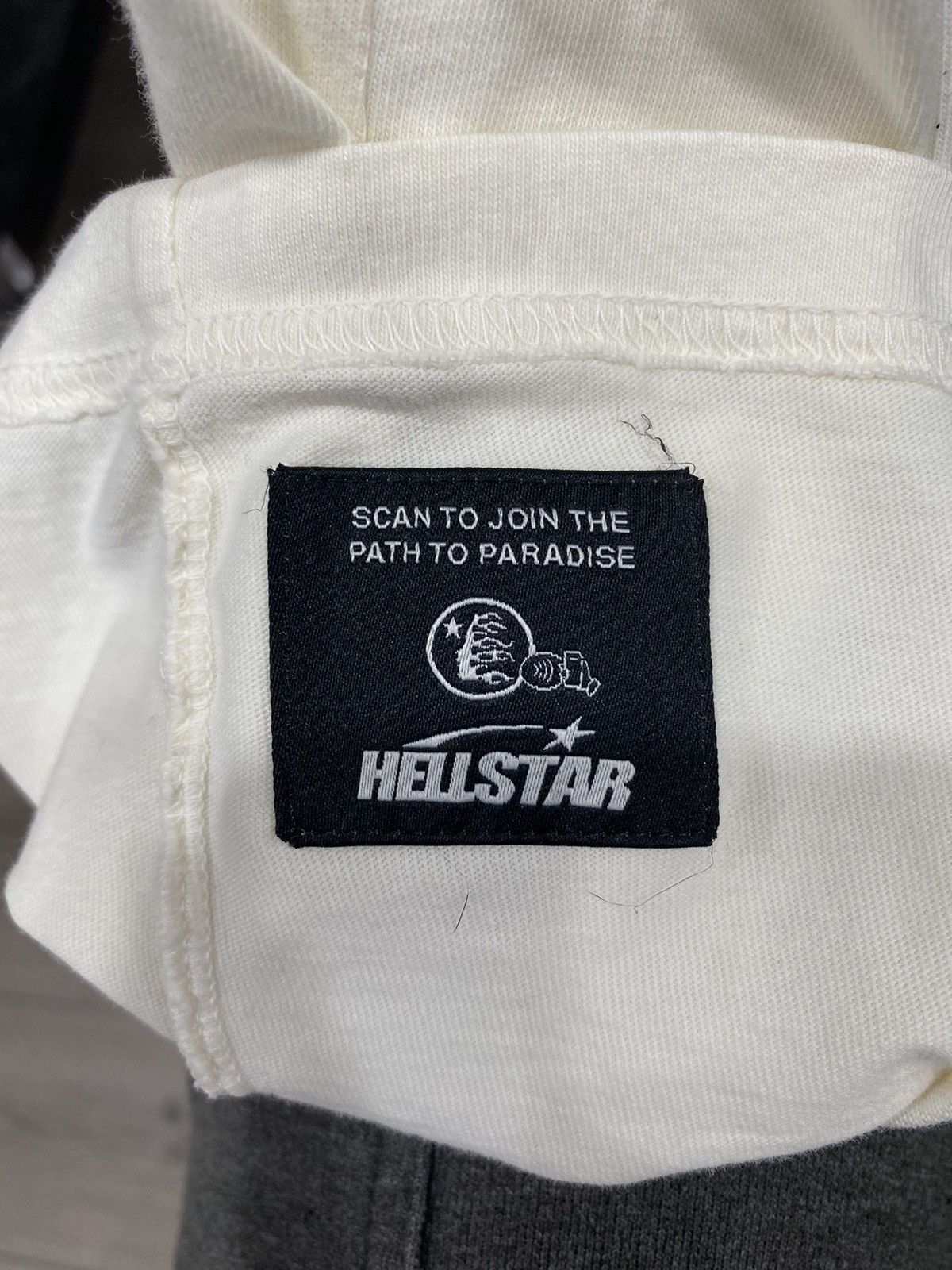 HELLSTAR Hellstar Glitter T-Shirt Size US XL / EU 56 / 4 - 6 Thumbnail