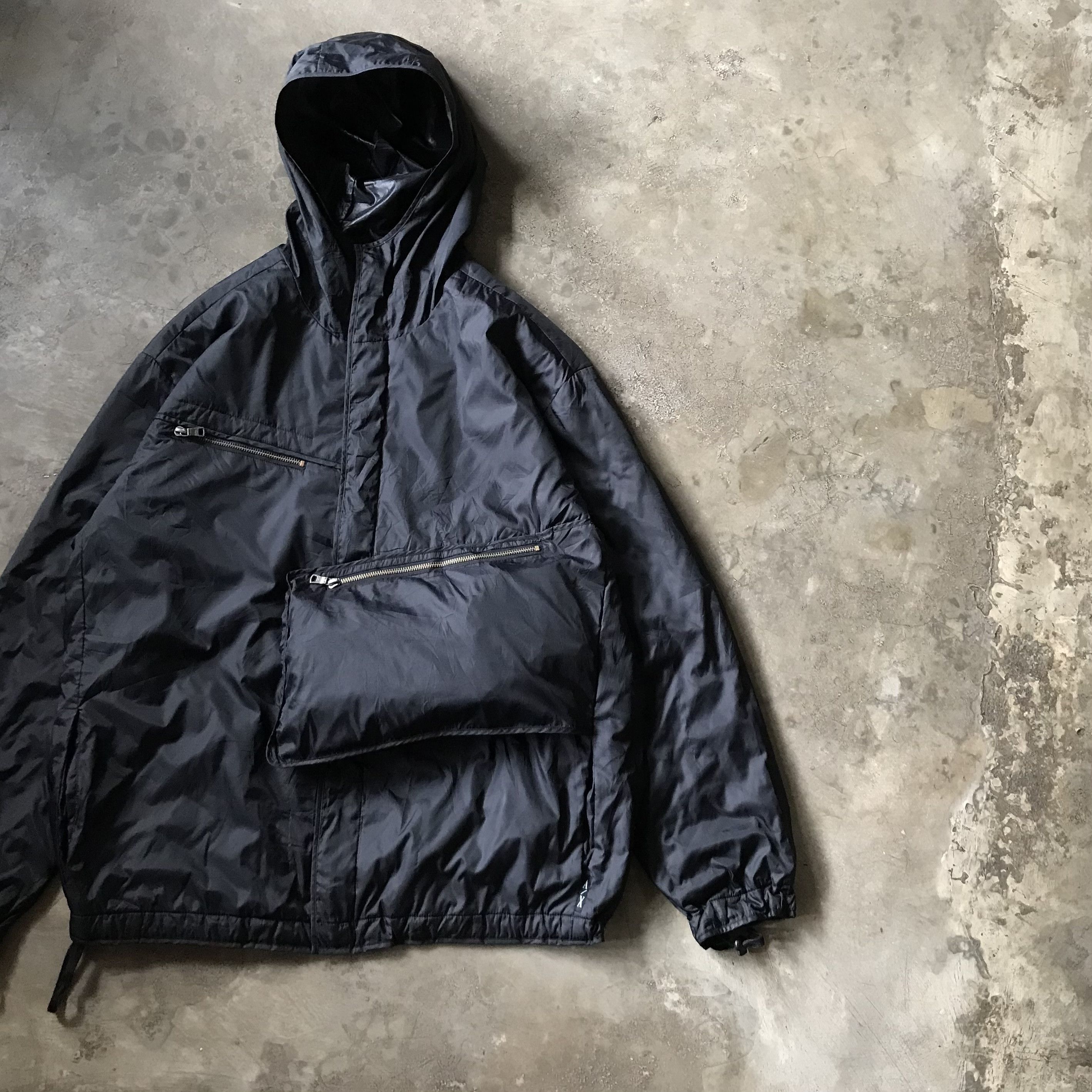 Armani Exchange × Designer × Giorgio Armani Armani Asymmetrical Strap Big Pockets Nylon Jacket Size US M / EU 48-50 / 2 - 3 Thumbnail