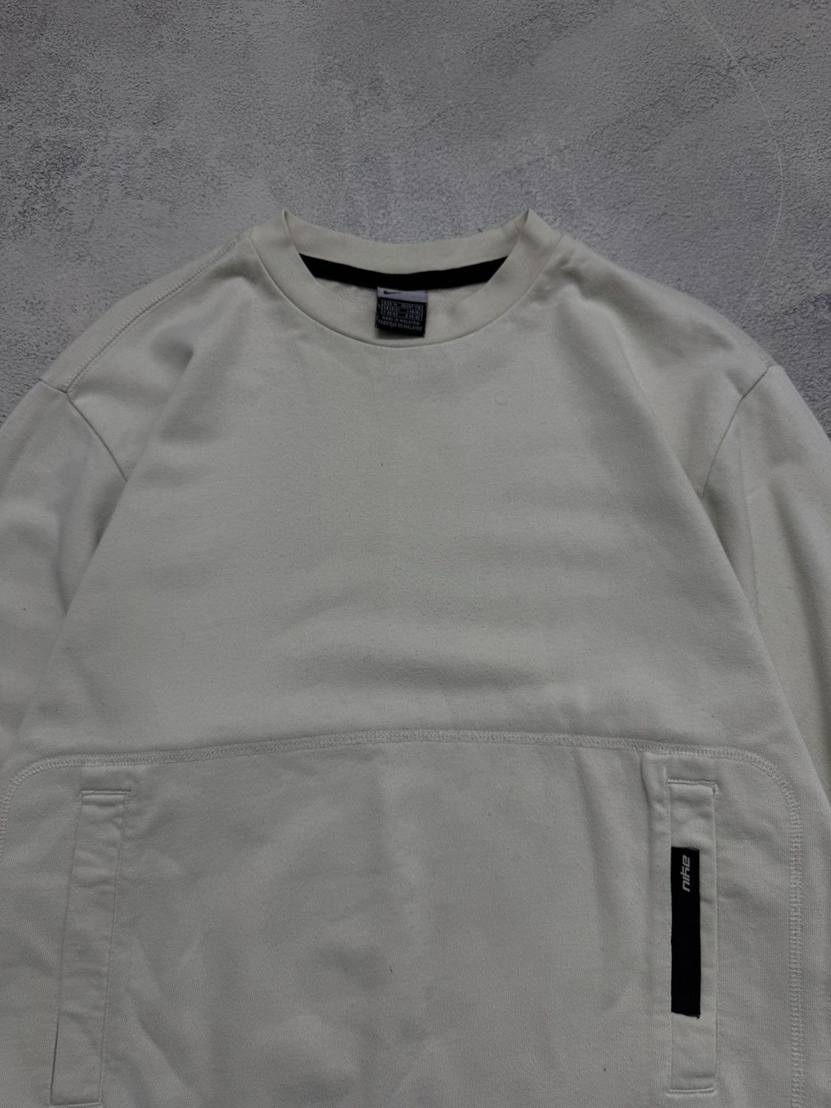 Nike Vintage Y2k Nike Mini Swoosh Sweatshirt 90’s Size US M / EU 48-50 / 2 - 1 Thumbnail
