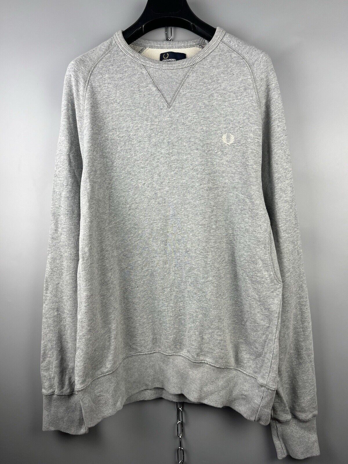 Fred Perry Fred Perry Gray Basic Crew Neck Sweatshirt Pullover Size US M / EU 48-50 / 2 - 1 Thumbnail