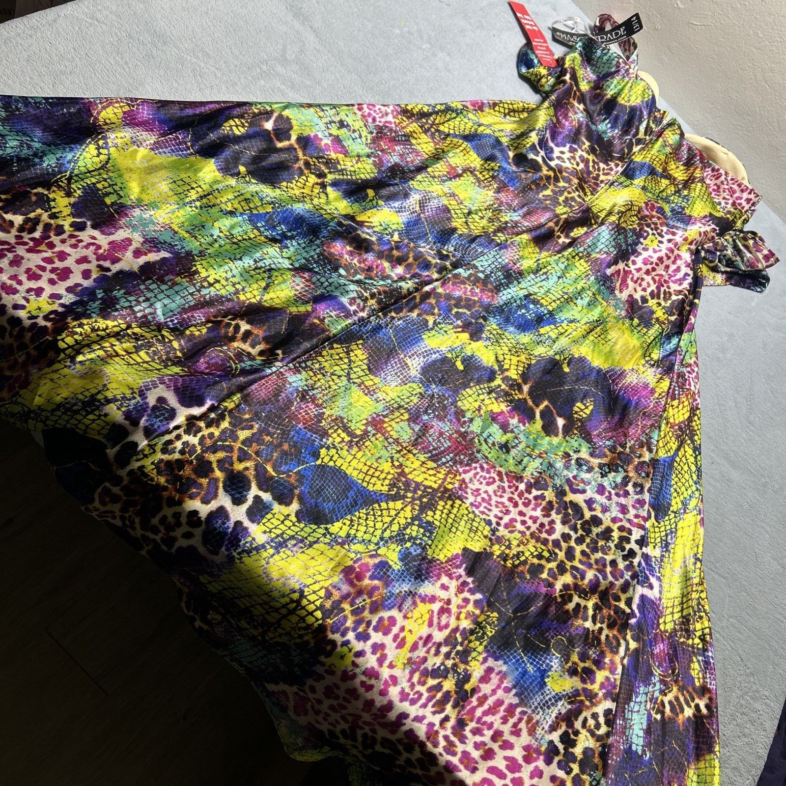 Forever 21 Masquerade Off The Shoulder Dress Womens 13 / 14 Embellished Size XL / US 12-14 / IT 48-50 - 17 Thumbnail
