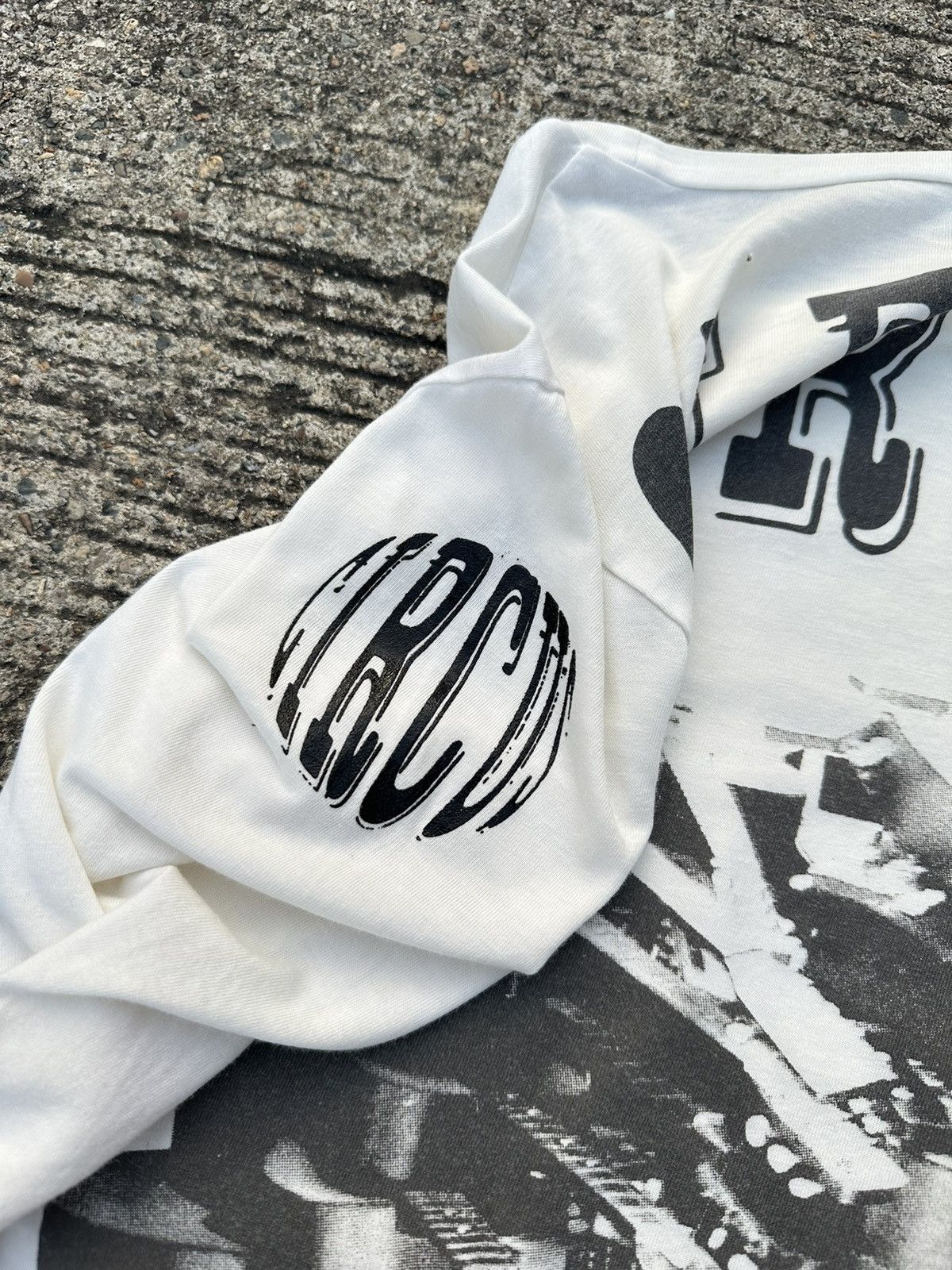 If Six Was Nine × Japanese Brand × Le Grande Bleu (L.G.B.) L.G.B. Circus Back Printed Long Sleeve Tee Size US M / EU 48-50 / 2 - 12 Thumbnail