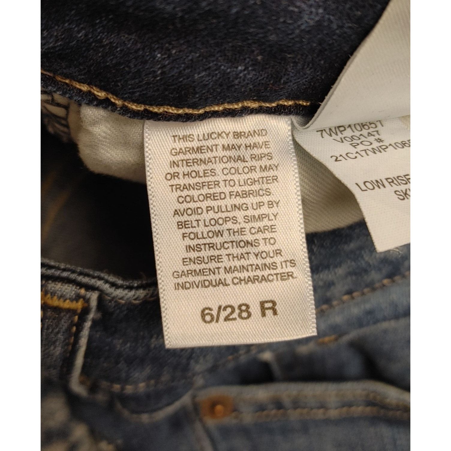 Lucky Brand Lucky Brand Women's Low Rise Lolita Regular Fit Medium Wash Size 28" / US 6 / IT 42 - 5 Thumbnail
