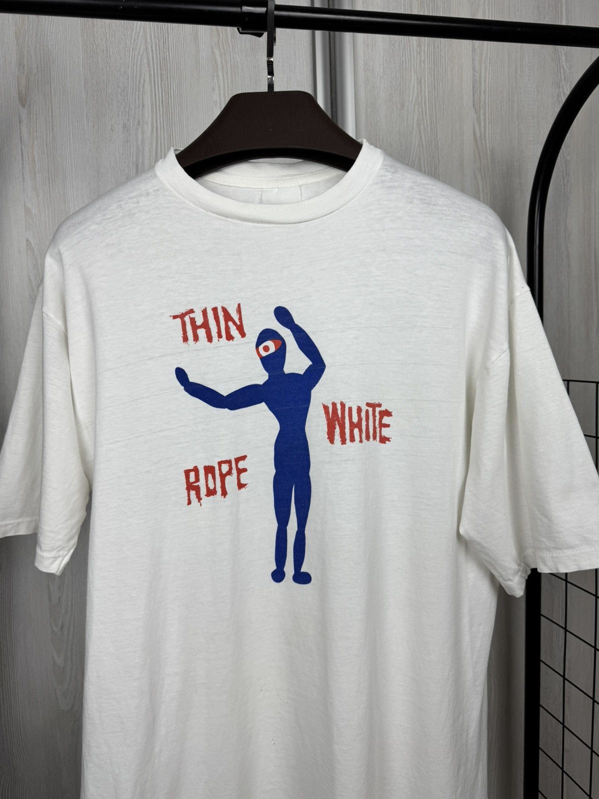 Vintage Vintage Thin Rope White single stitch band tee shirt Size US L / EU 52-54 / 3 - 1 Thumbnail