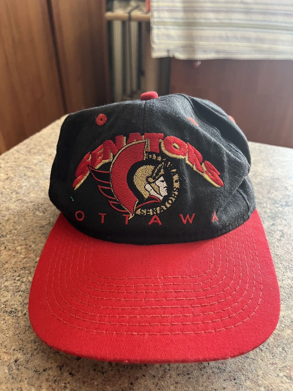 NHL Vintage Ottawa Senators made in USA cap Size ONE SIZE - 1 Thumbnail