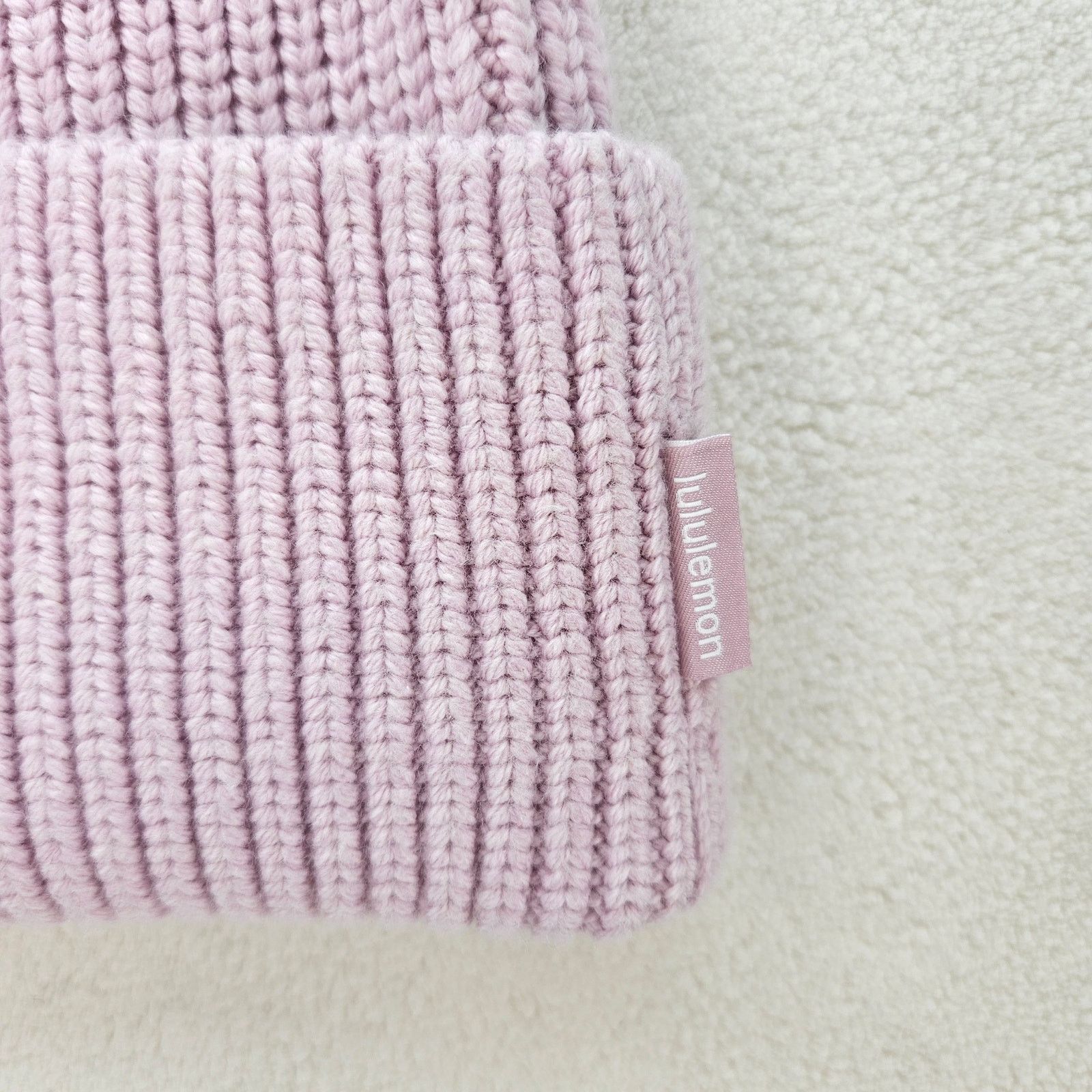 Lululemon LULULEMON WOMEN'S L/XL RIBBED MERINO WOOL-BLEND KNIT BEANIE Size ONE SIZE - 2 Thumbnail