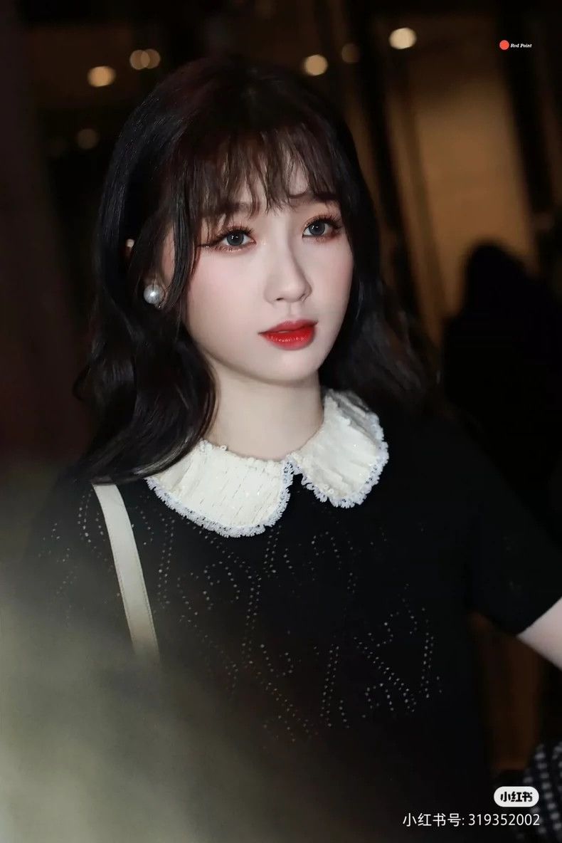 Gucci GucciBead collar dark pattern logo wool knitted dress 2503- Size M / US 6-8 / IT 42-44 - 3 Thumbnail